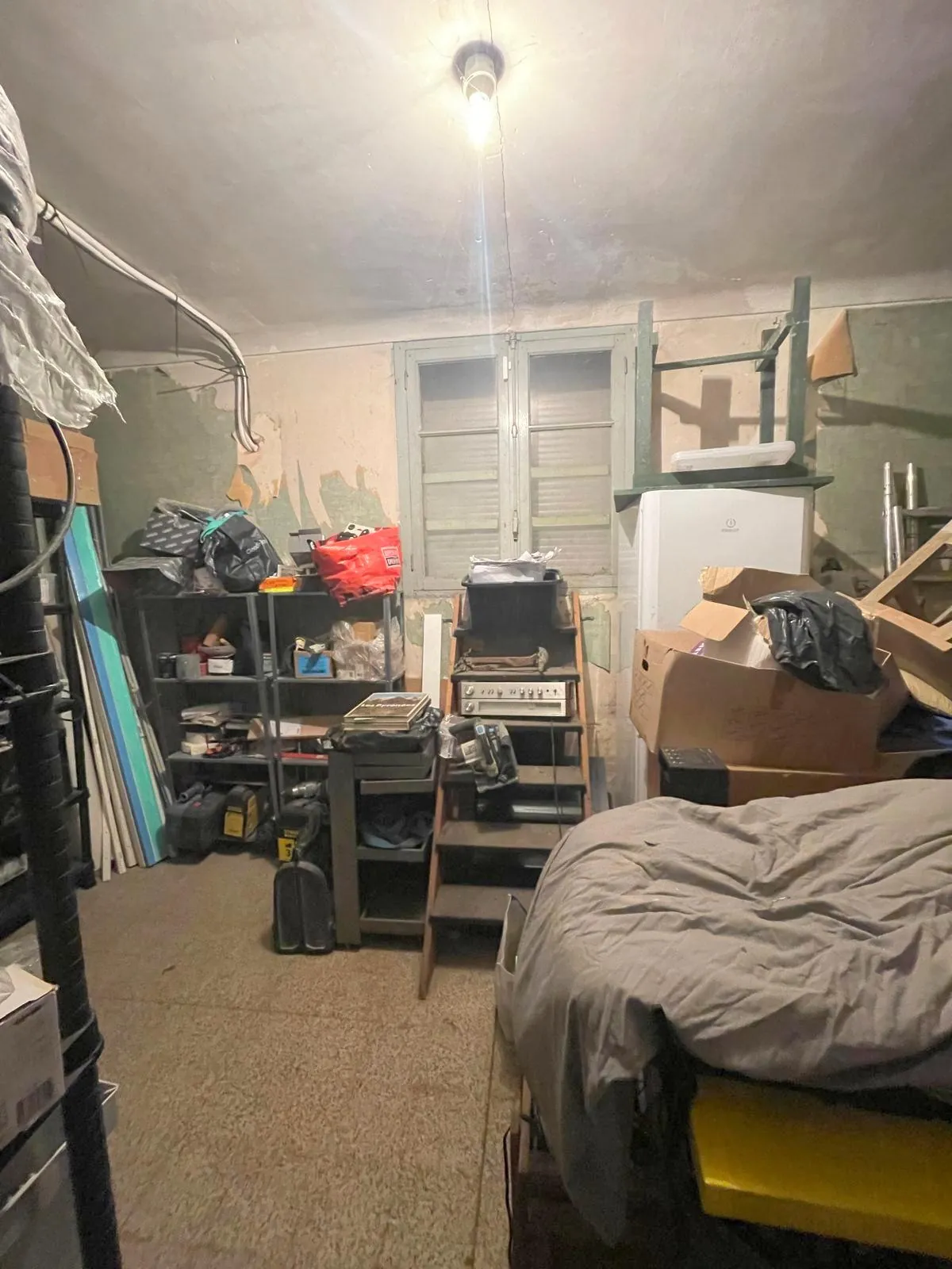 Maison de ville à Montpellier avec jardin de 50m² - Rénovation et potentiel d'extension 