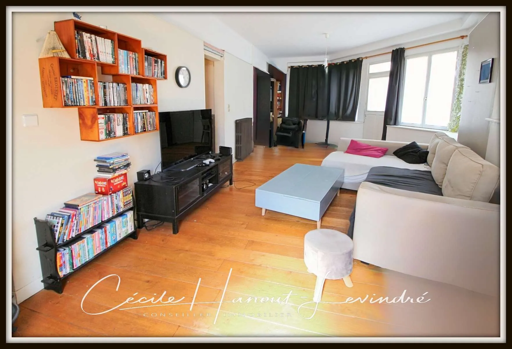 Maison de bourg en pierre avec 5 chambres, cour et garage à Roz-Sur-Couesnon 