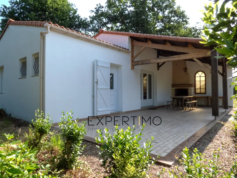 Maison de 2 chambres avec vue étang en Vendée - Tranquillité assurée 