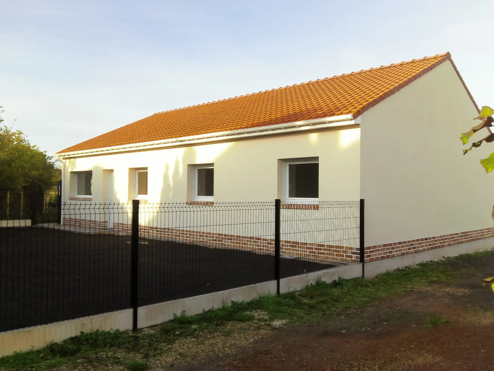 Maison neuve avec 3 chambres à Noeux-les-Mines - Exposition sud, jardin clos 