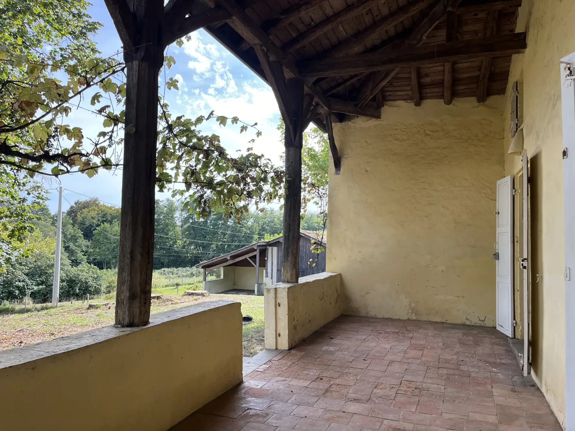 Maison en pierre de 125 m² avec grand terrain à Bazas 