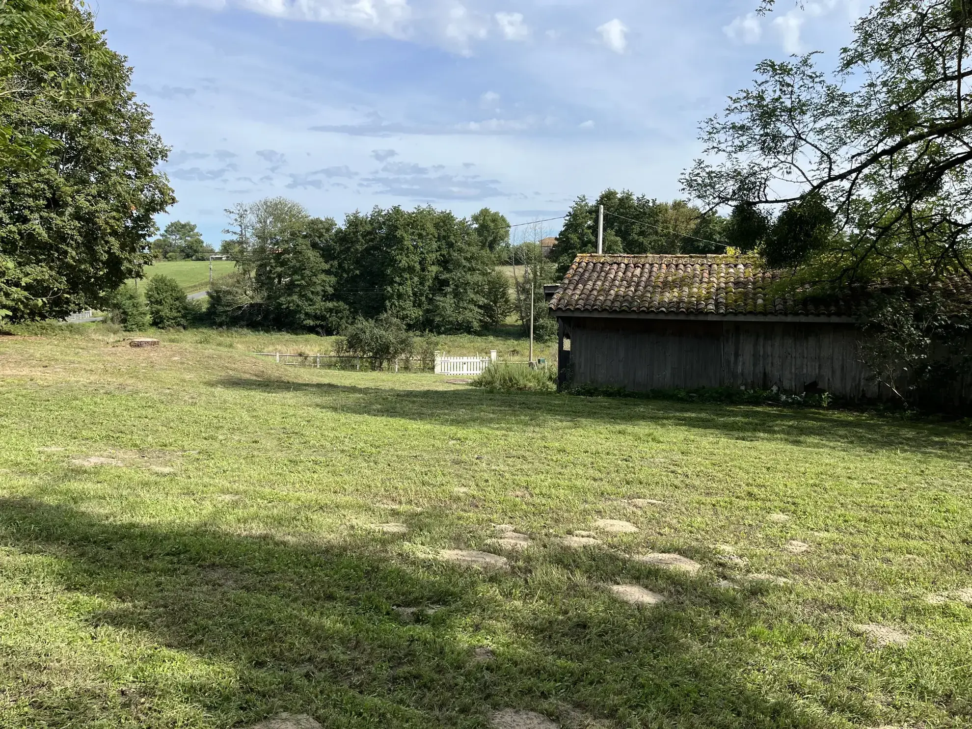 Maison en pierre de 125 m² avec grand terrain à Bazas 