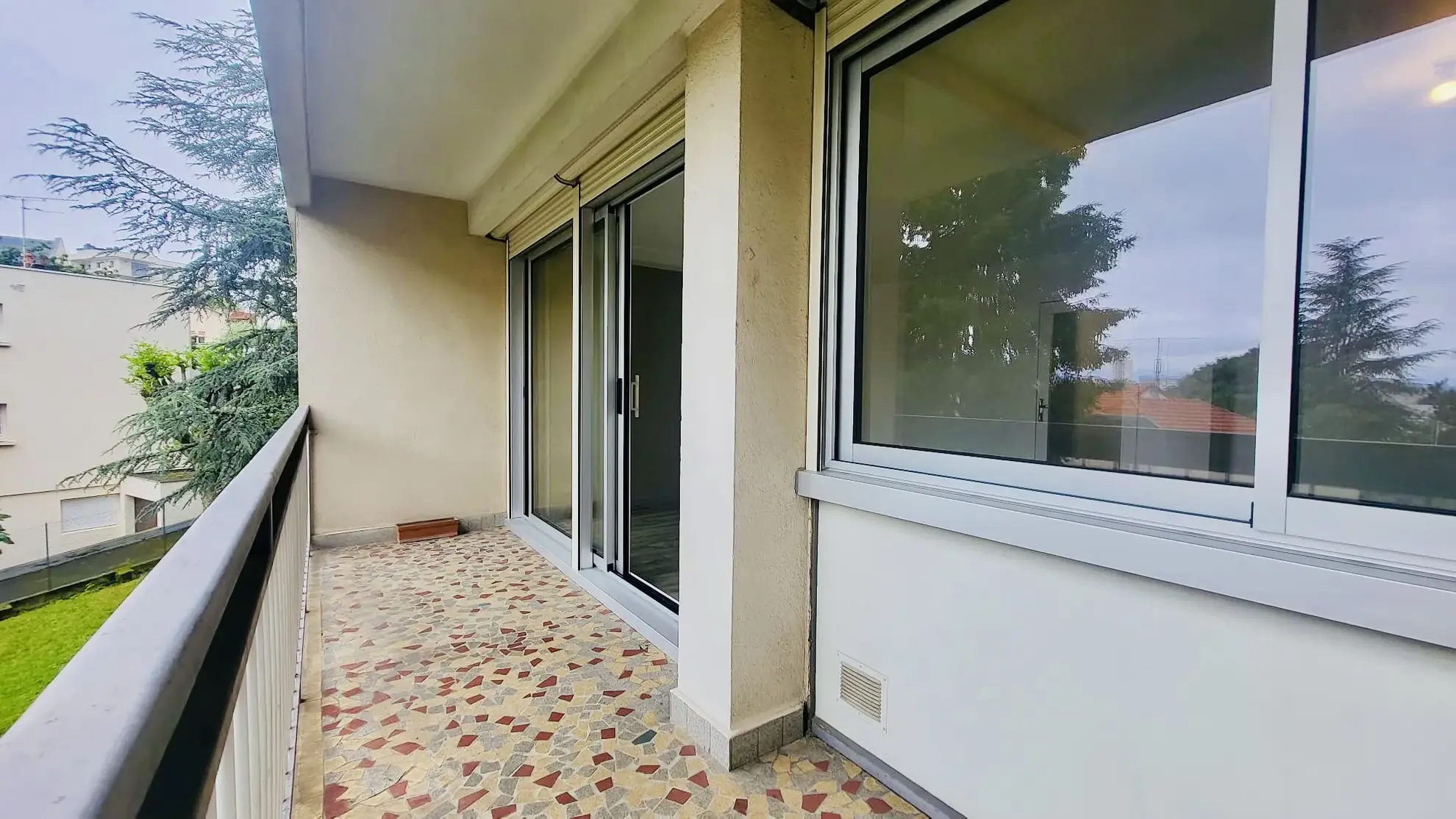 Appartement T4 lumineux avec balcon et garage à Clermont-Ferrand 