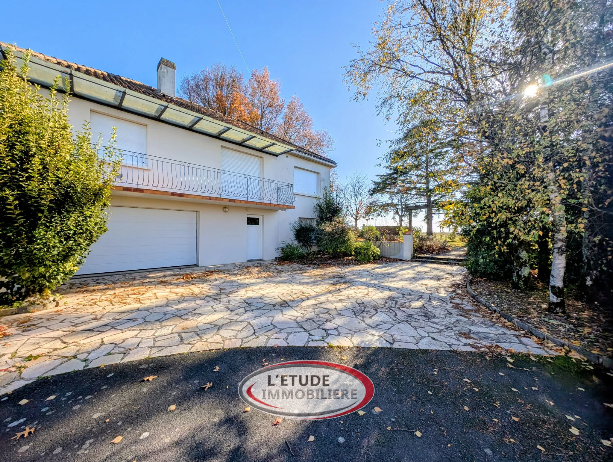 Charmante maison à Vallet avec grand terrain et vue dégagée 