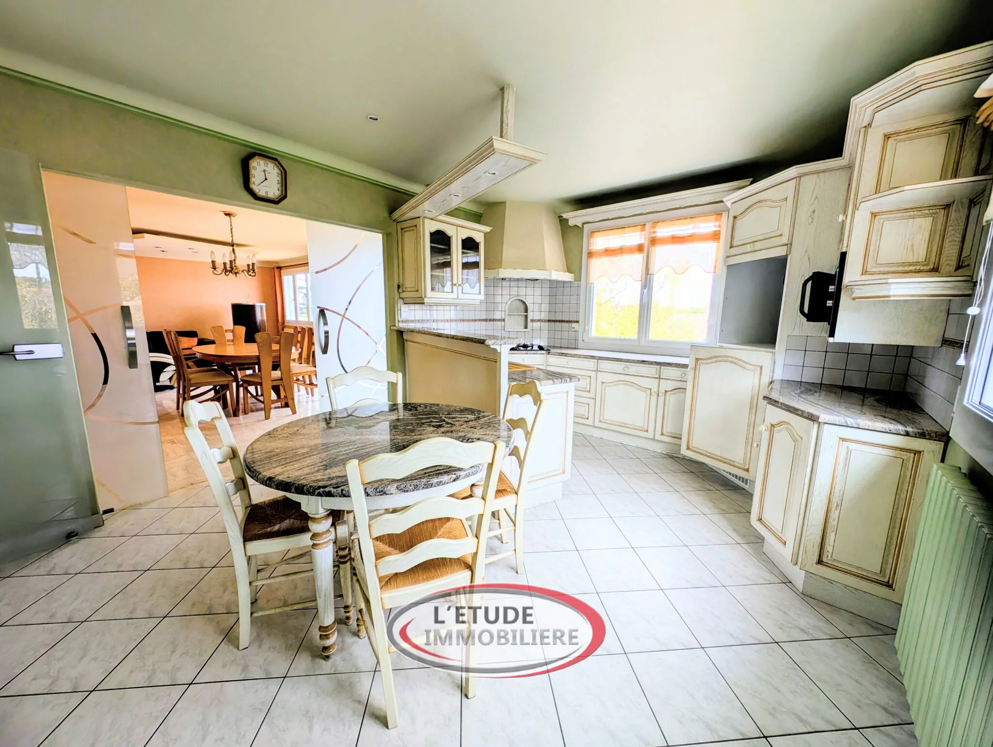 Charmante maison à Vallet avec grand terrain et vue dégagée 