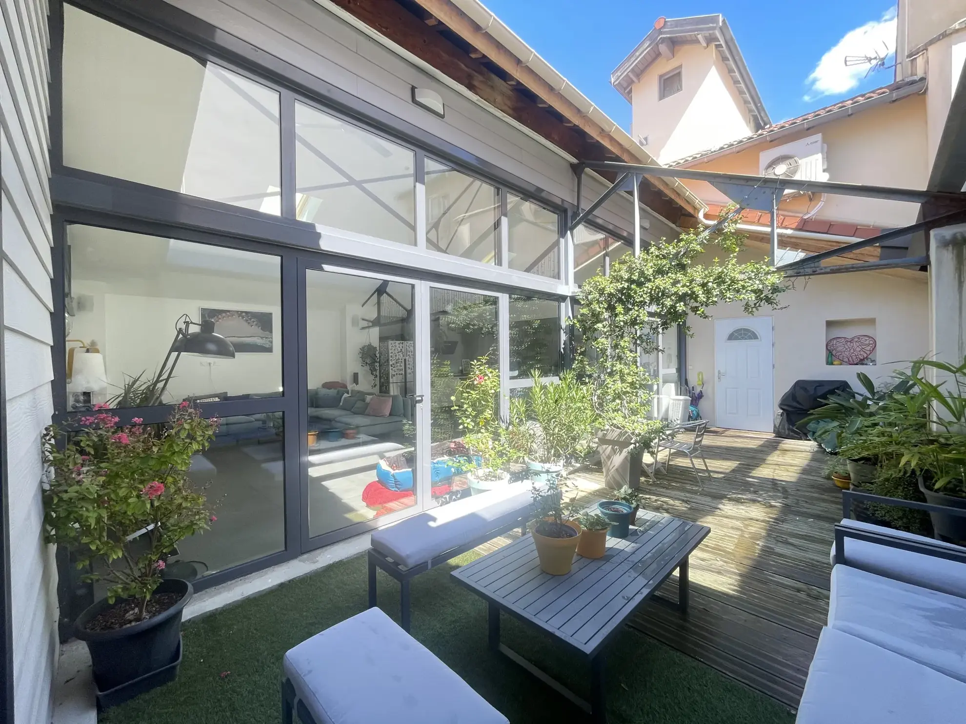 Loft moderne avec terrasse et garage à Romans-sur-Isère – 97 m²