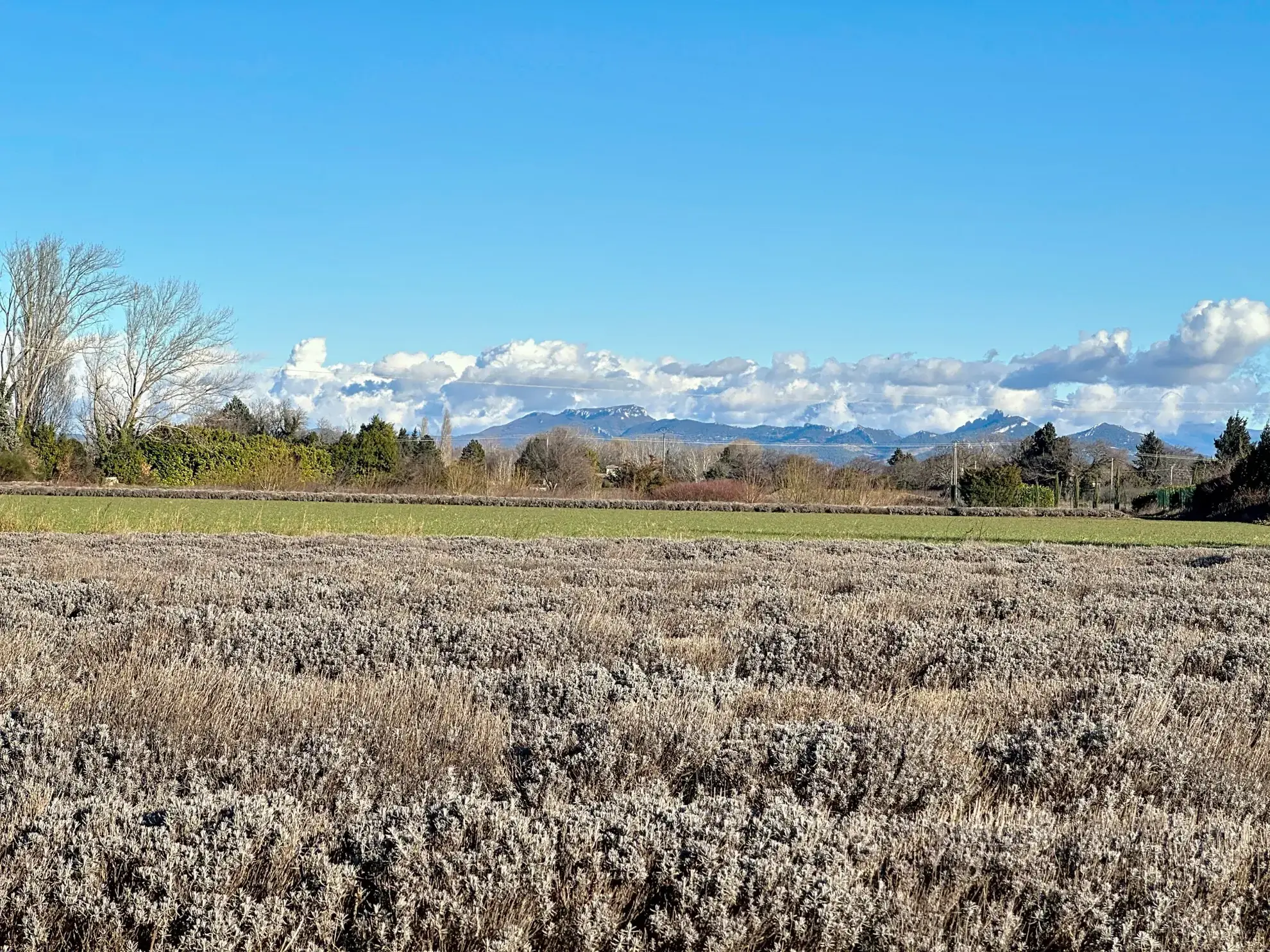 Terrain constructible avec vue exceptionnelle à Orange 
