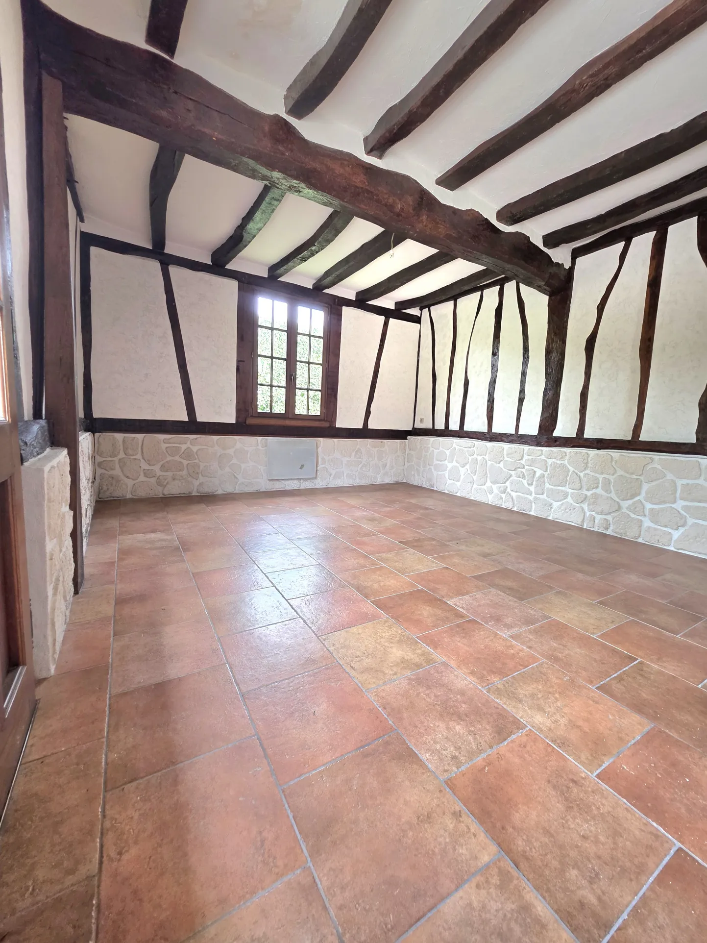 Charmante maison normande avec dépendance et jardin à Pont-Audemer 