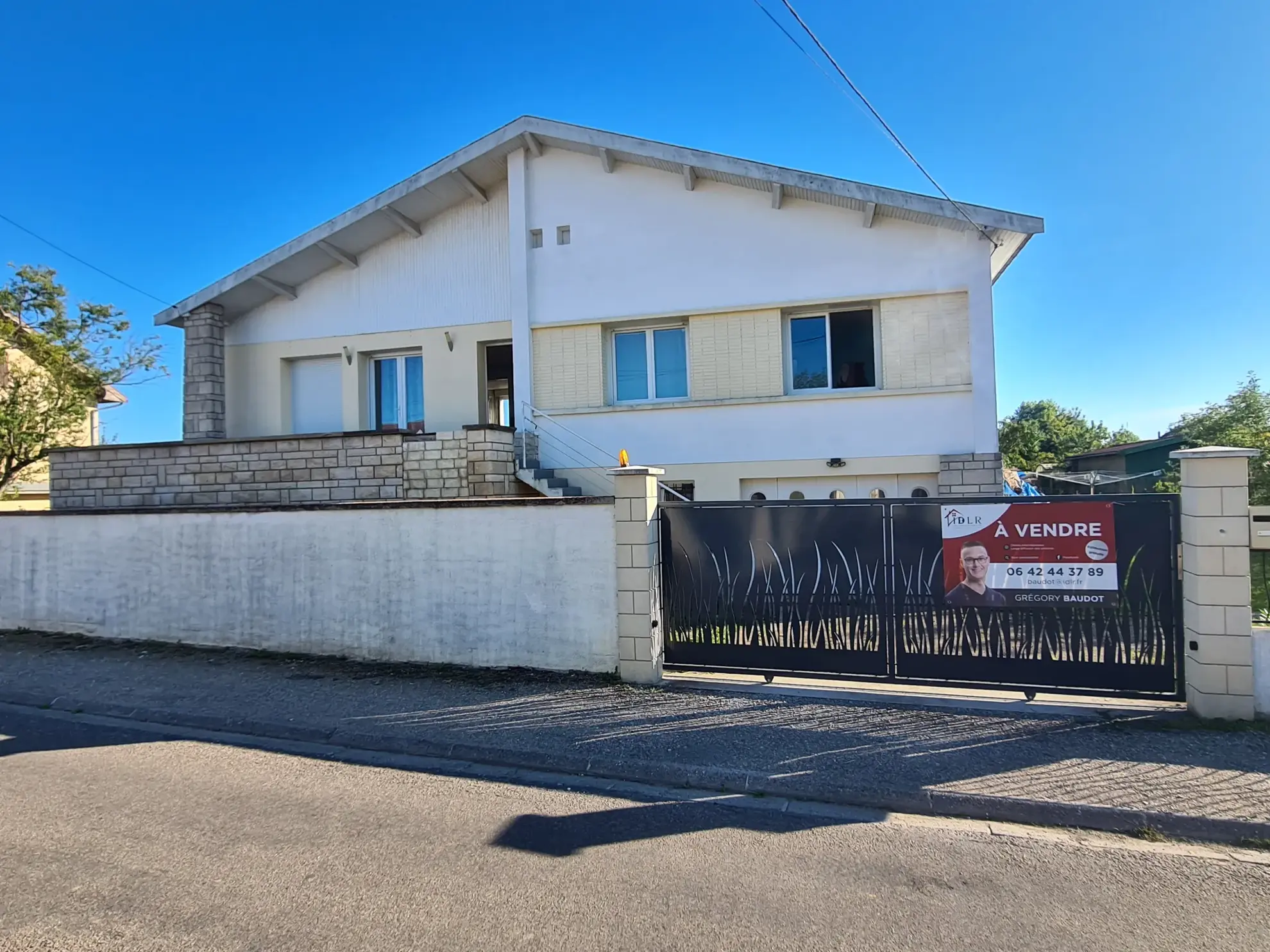 Achat maison de village rénovée avec sous-sol et combles aménagés près de Saint-Dizier