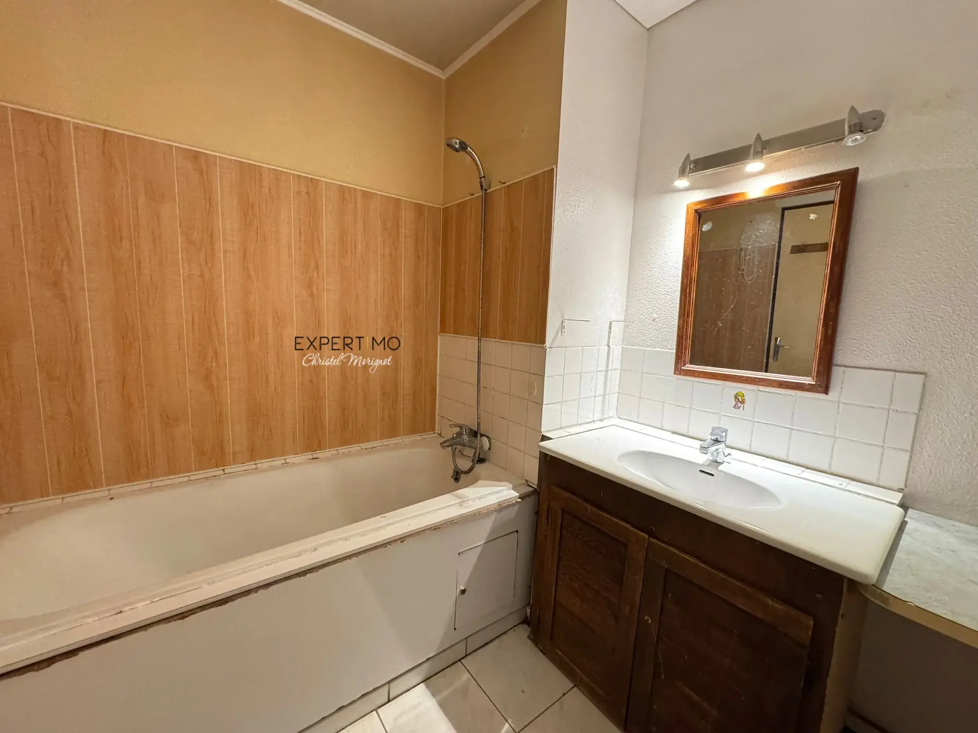 Maison de plain-pied à Esbly avec jardin et garage – Investissement ou résidence 