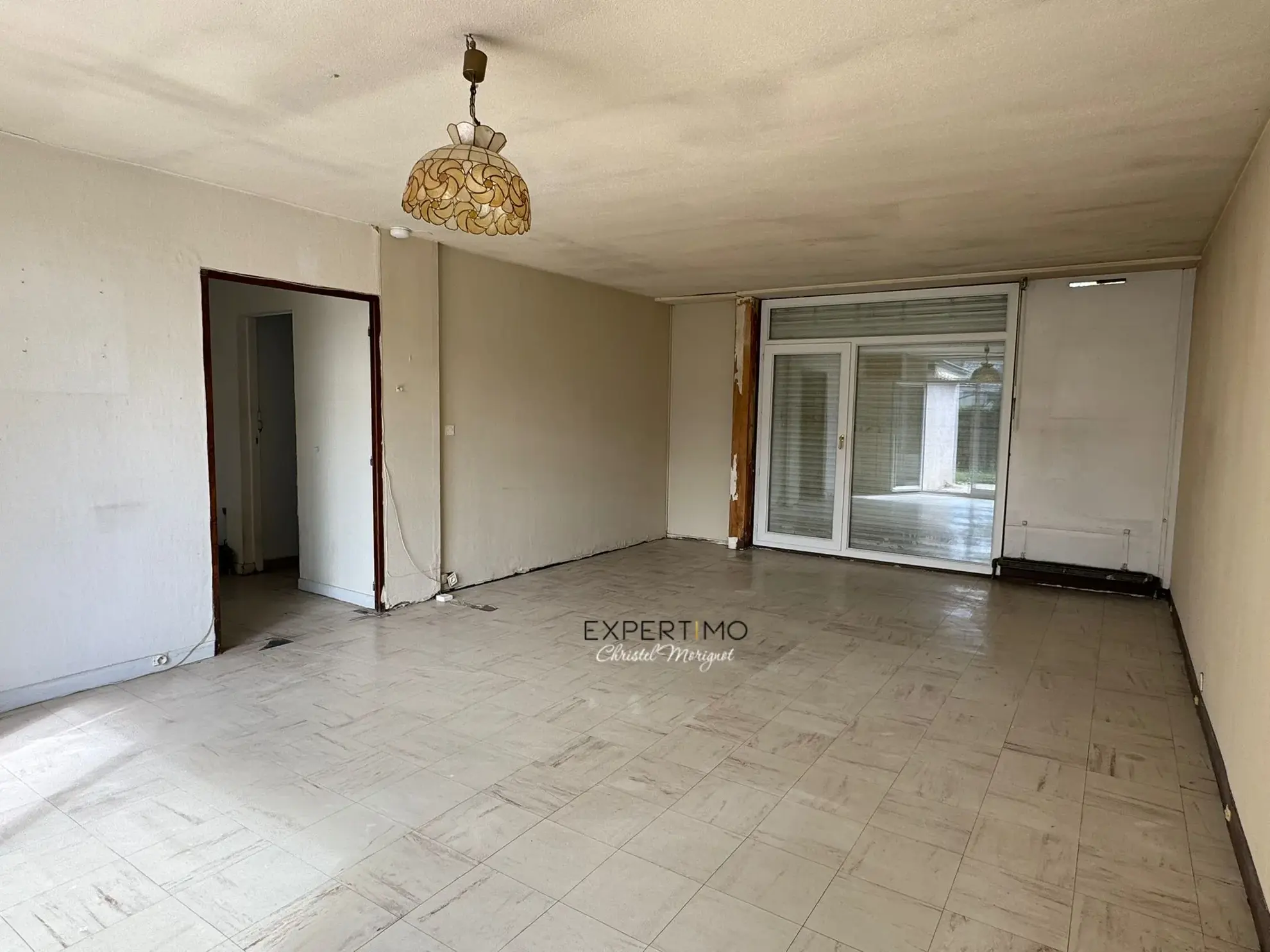 Maison de plain-pied à Esbly avec jardin et garage – Investissement ou résidence 