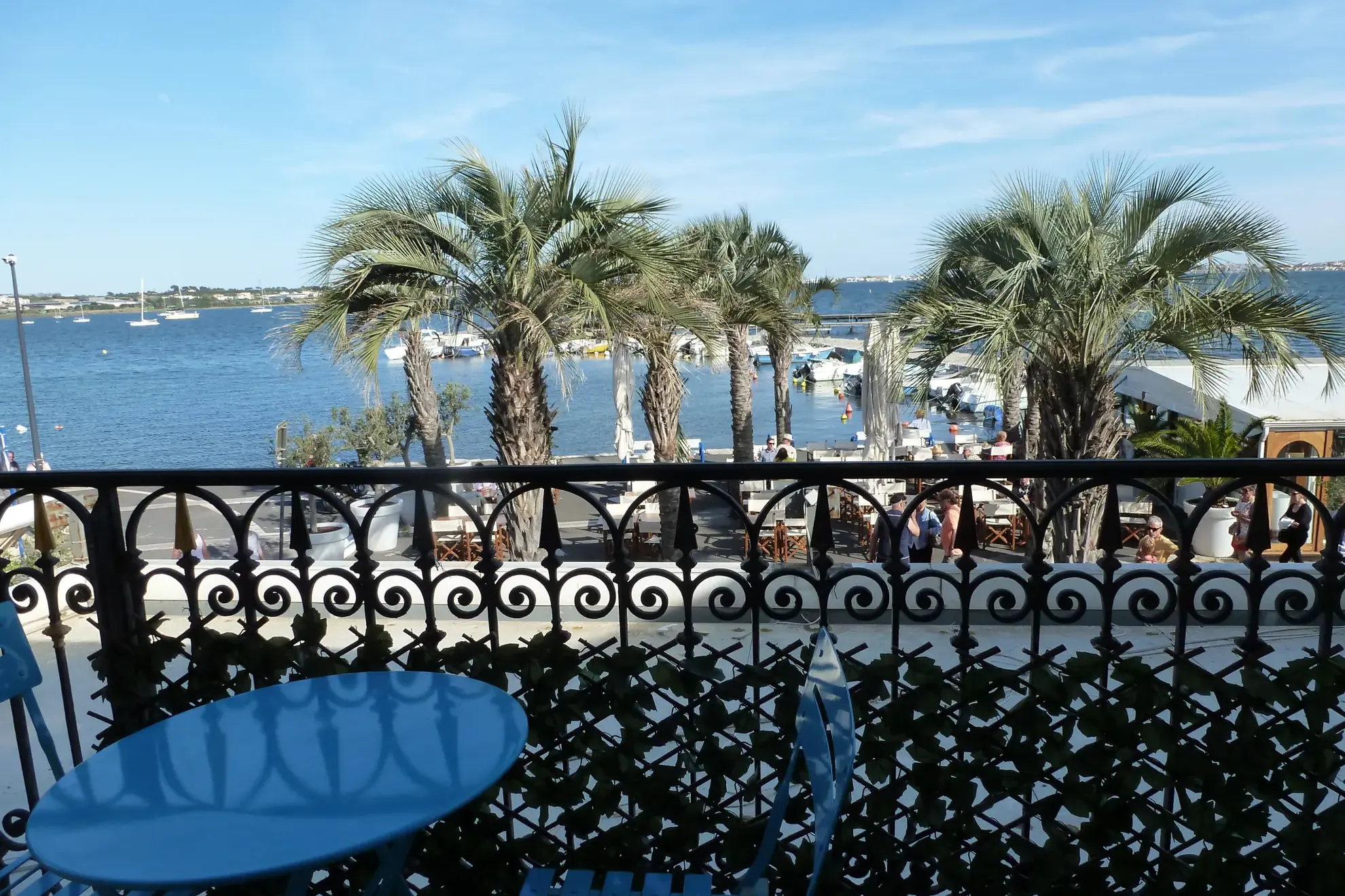 Grand T2 avec vue exceptionnelle sur l'étang de Thau à Balaruc-les-Bains