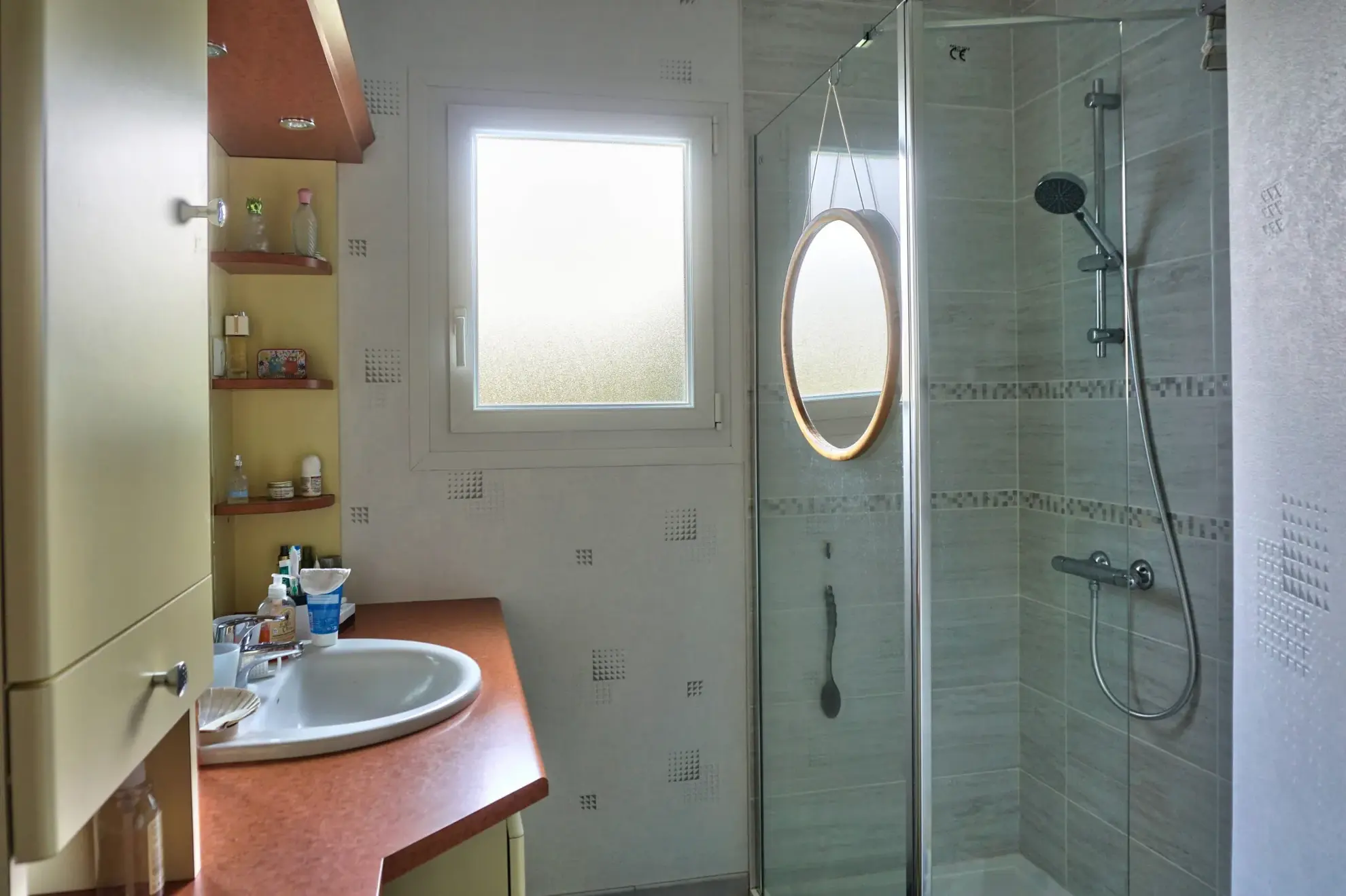 Propriété mixte avec maison et atelier à Goudelin près de Guingamp/Lanvollon 