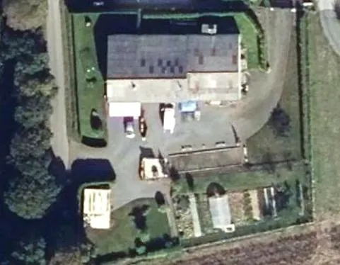 Propriété mixte avec maison et atelier à Goudelin près de Guingamp/Lanvollon 