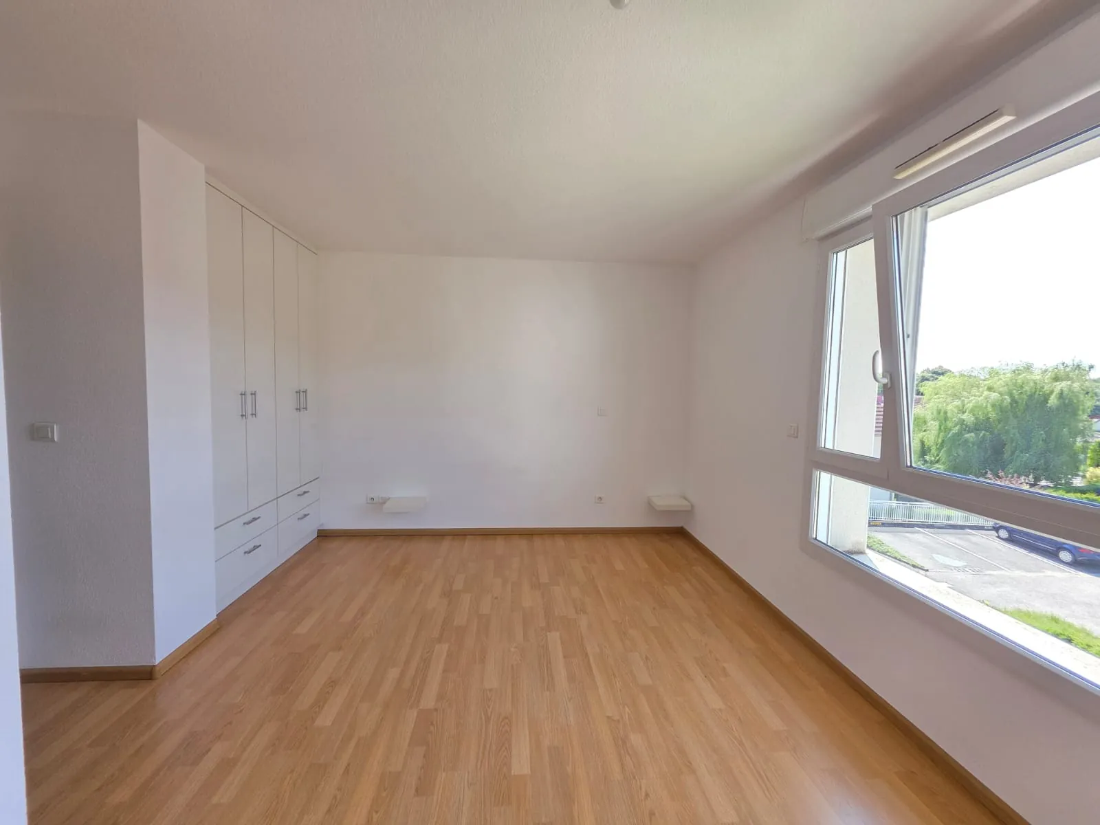 Appartement 3 pièces lumineux à Hirsingue – Dernier étage avec garage 