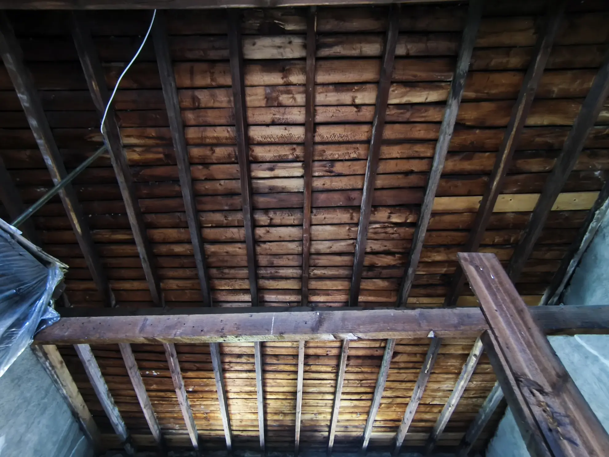 Maison de ville F5 avec terrasse, garage et terrain à Thiers 