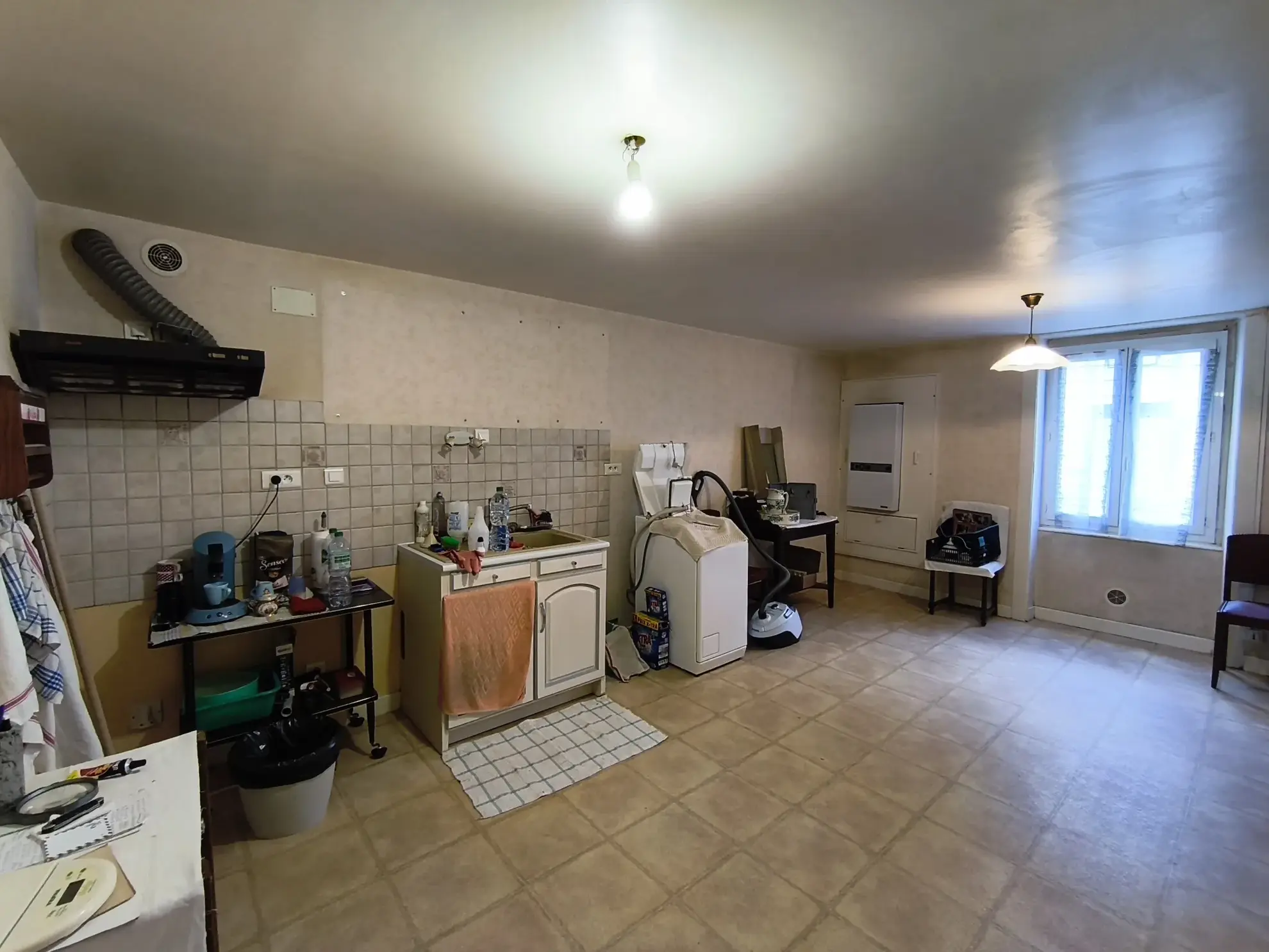 Maison de ville F5 avec terrasse, garage et terrain à Thiers 