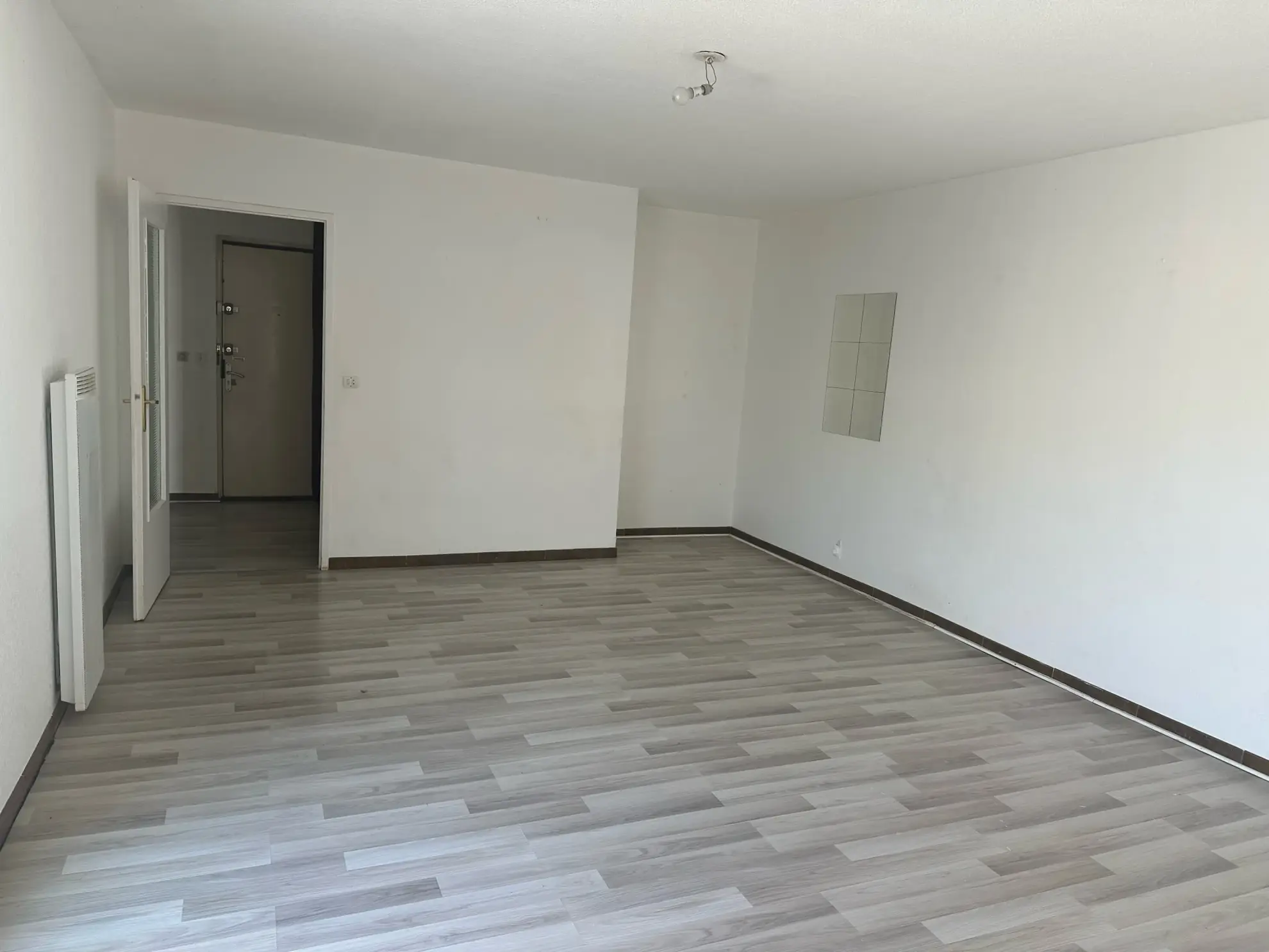 Appartement T5 de 91 m² à Lodève avec terrasse, parking et cave 