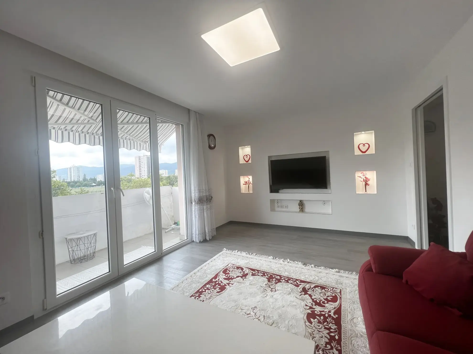 À vendre : spacieux appartement 5 pièces de 90 m² à Colmar avec balcon et stationnement