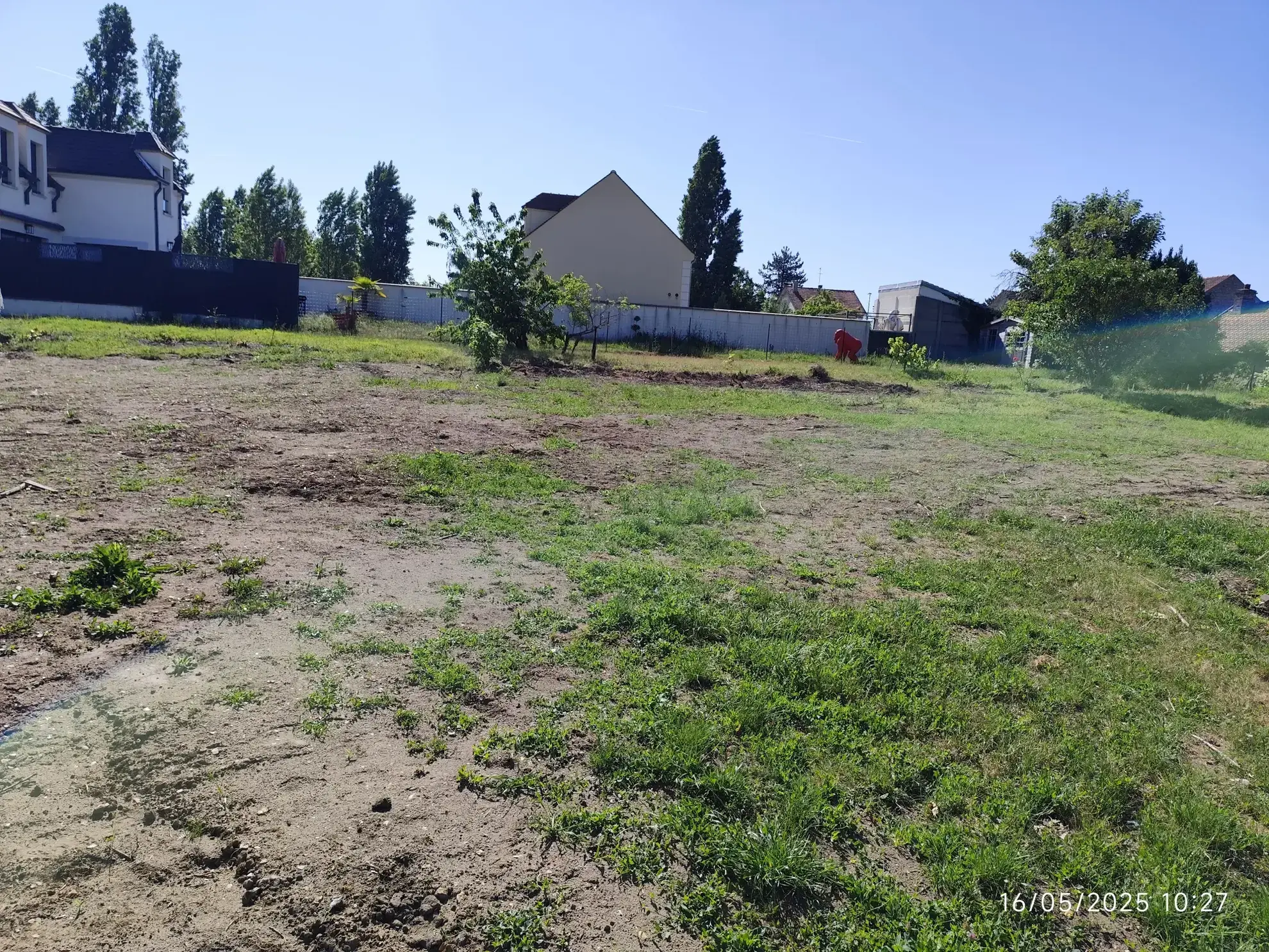 Terrain constructible à Cergy de 425,8 m² pour villa neuve à vendre 