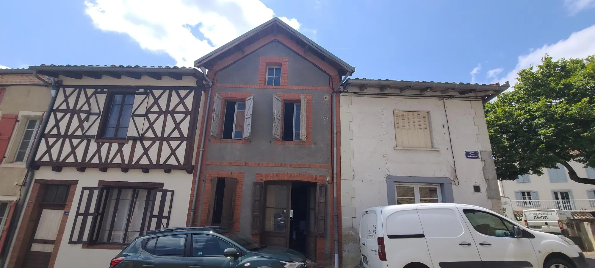 Maison de village à vendre avec jardin à Puymaurin - Potentiel et vue exceptionnelle