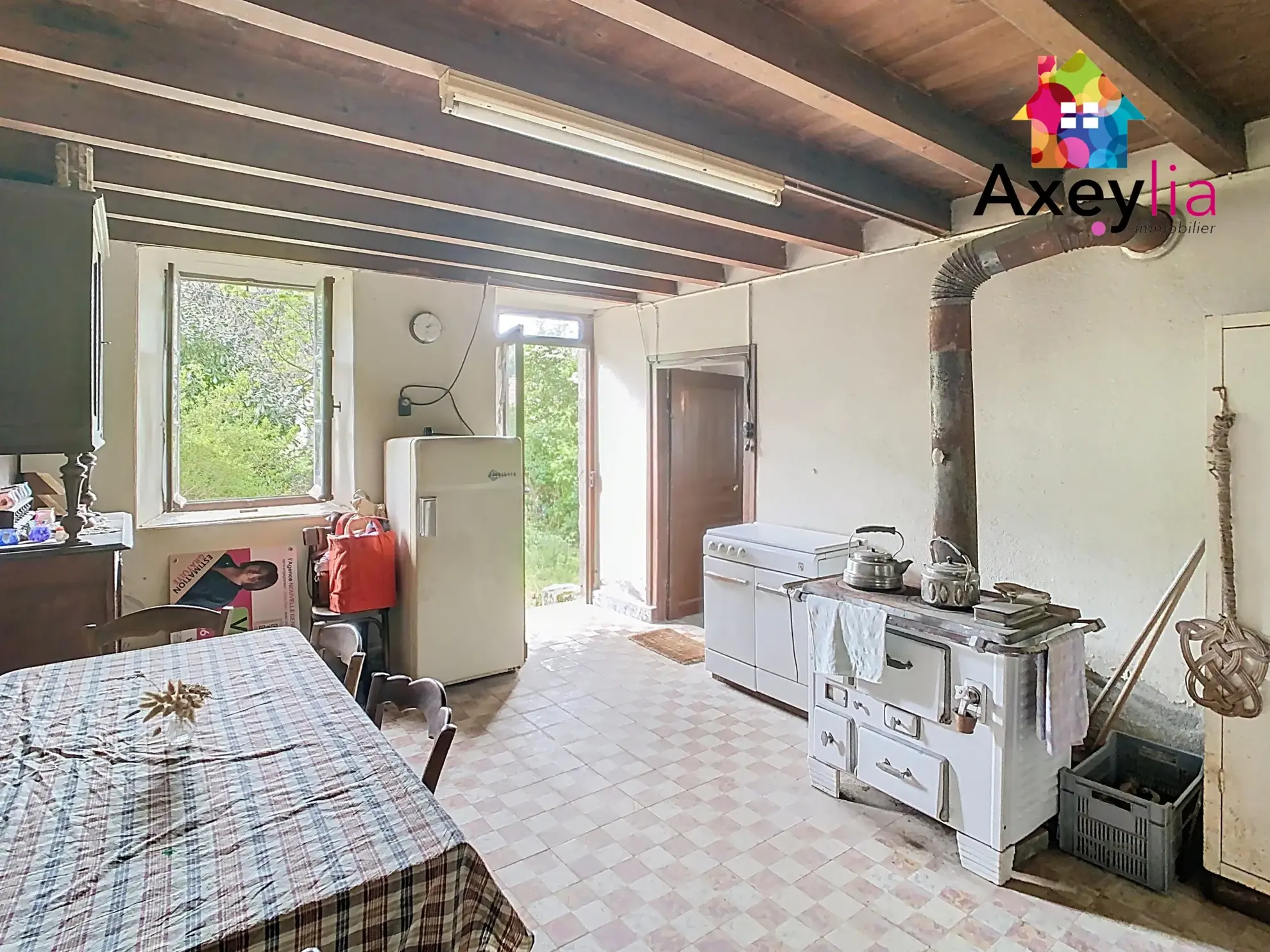 Maison en pierres à rénover avec terrain de 2117 m² à Saint-Nicolas-des-Biefs 