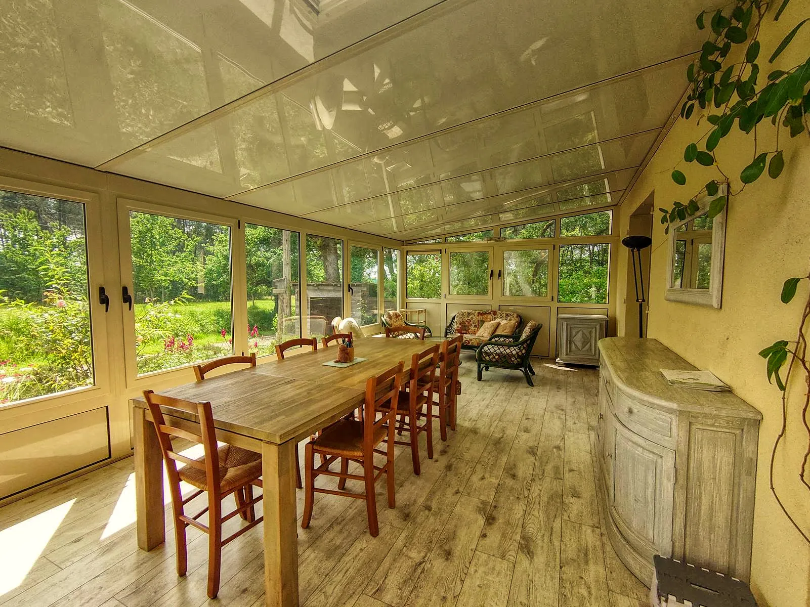 Maison de 3 chambres avec véranda et grand jardin proche Montcabrier 