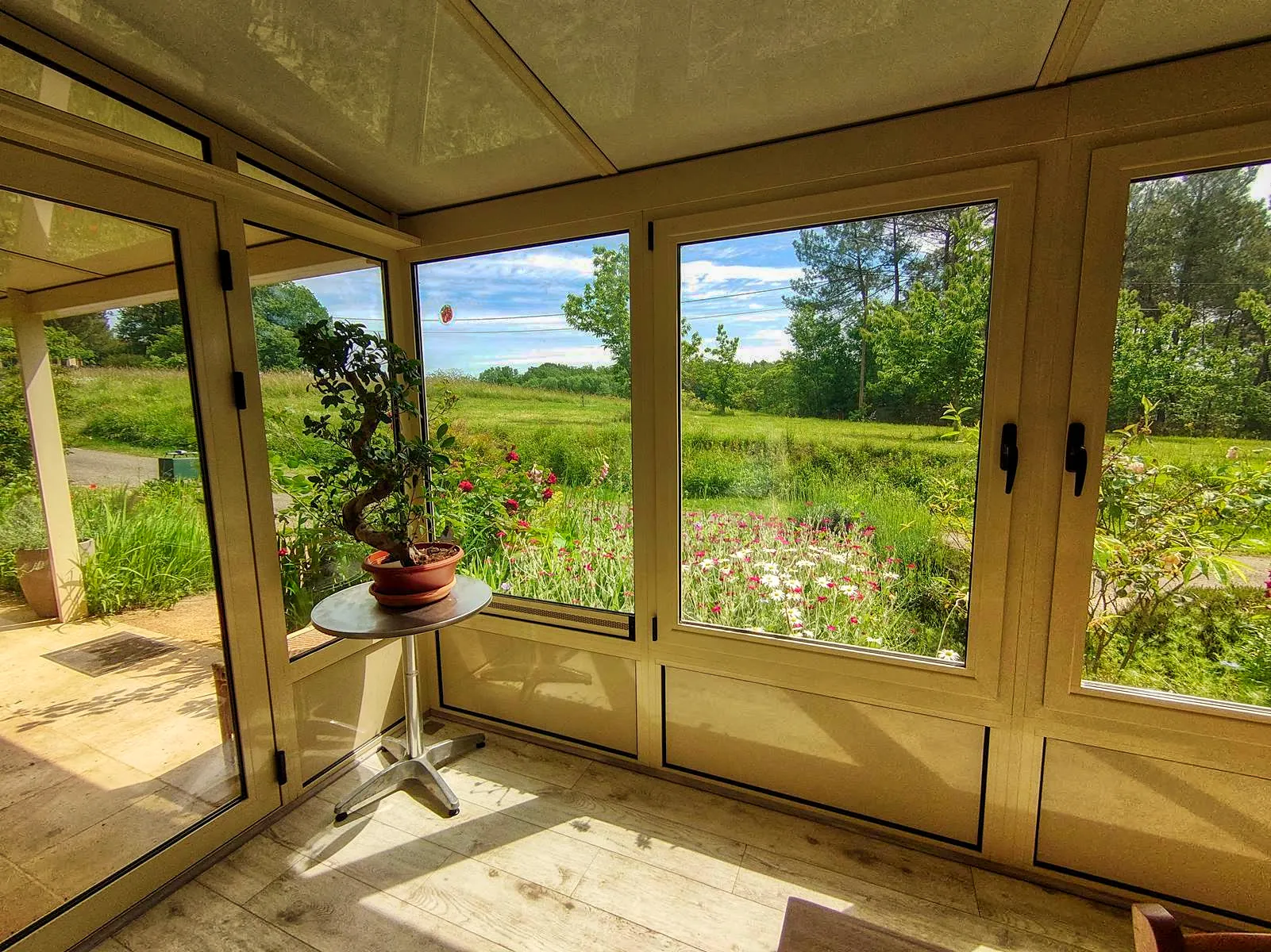 Maison de 3 chambres avec véranda et grand jardin proche Montcabrier 
