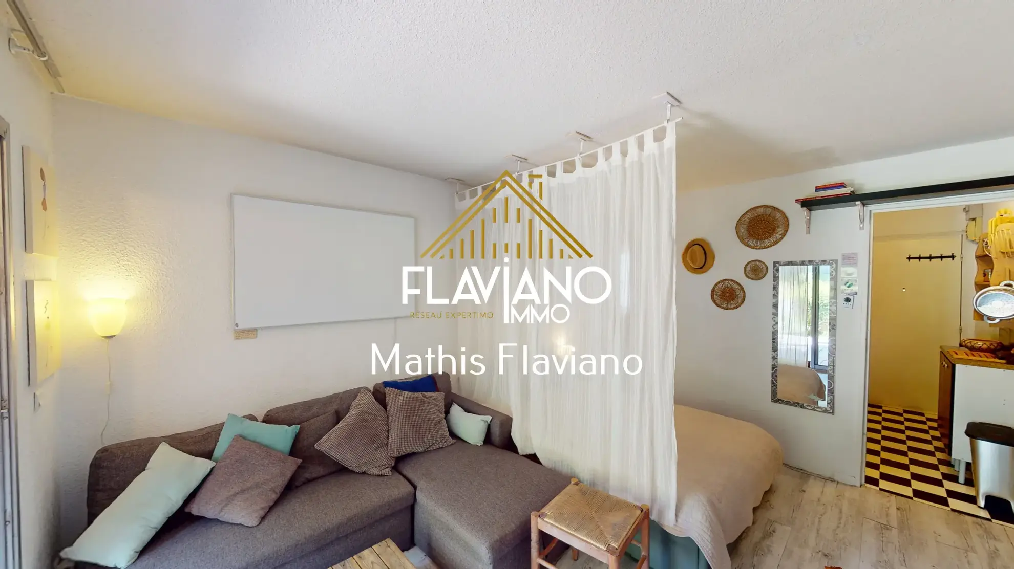 Studio en Rez-de-Jardin avec Vue Montagne à Barcelonnette – Exposition Sud 