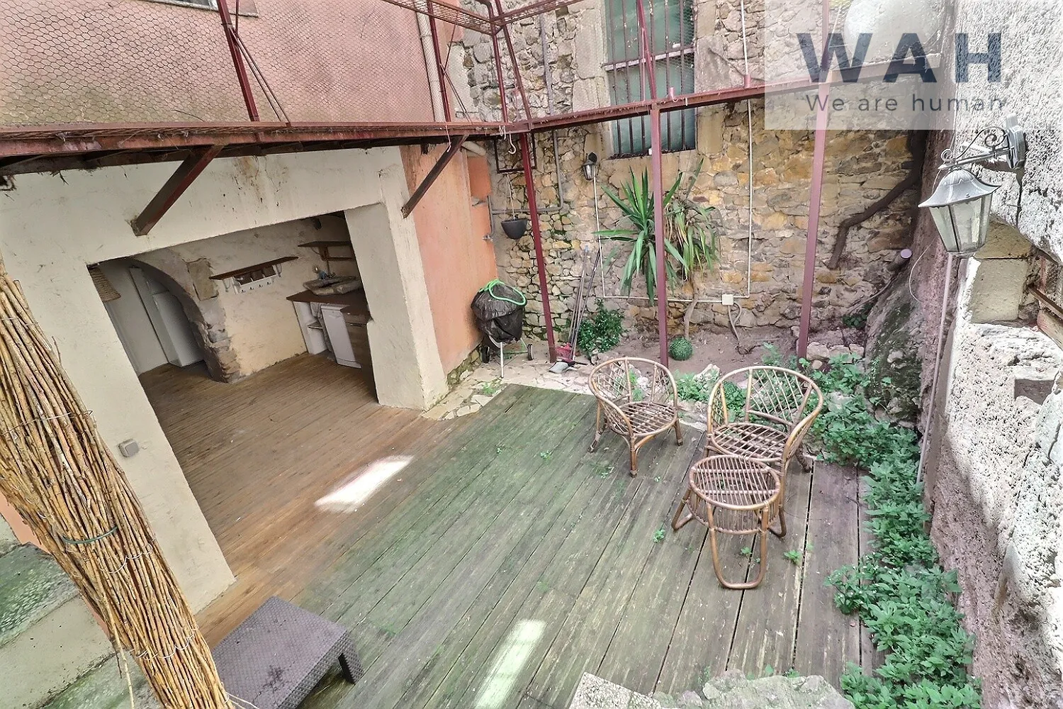 Belle maison familiale avec deux appartements à Clermont l'Hérault 