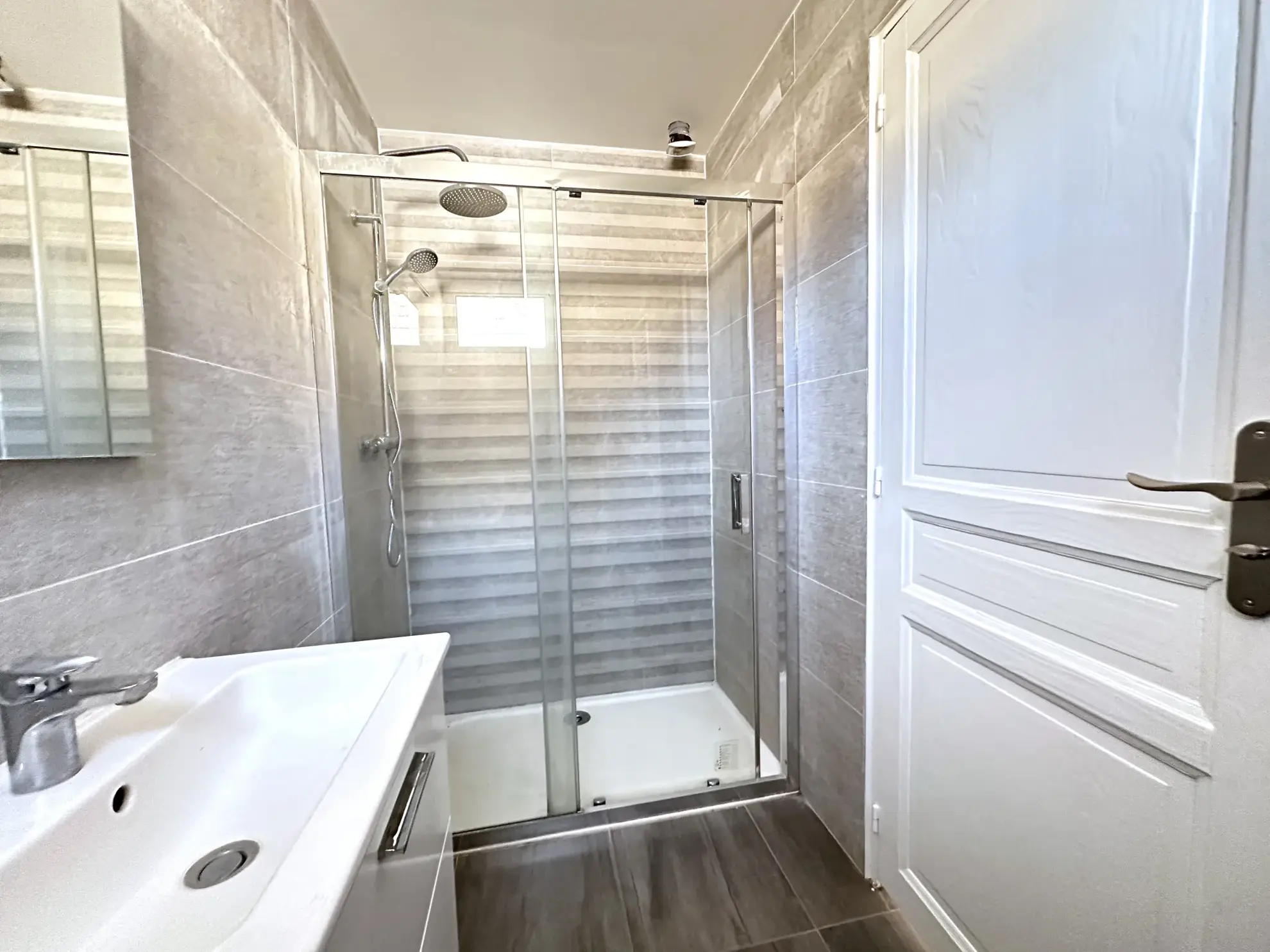 Maison rénovée de 113 m² avec 4 chambres à Gallardon, proche Chartres - Agencement optimal 