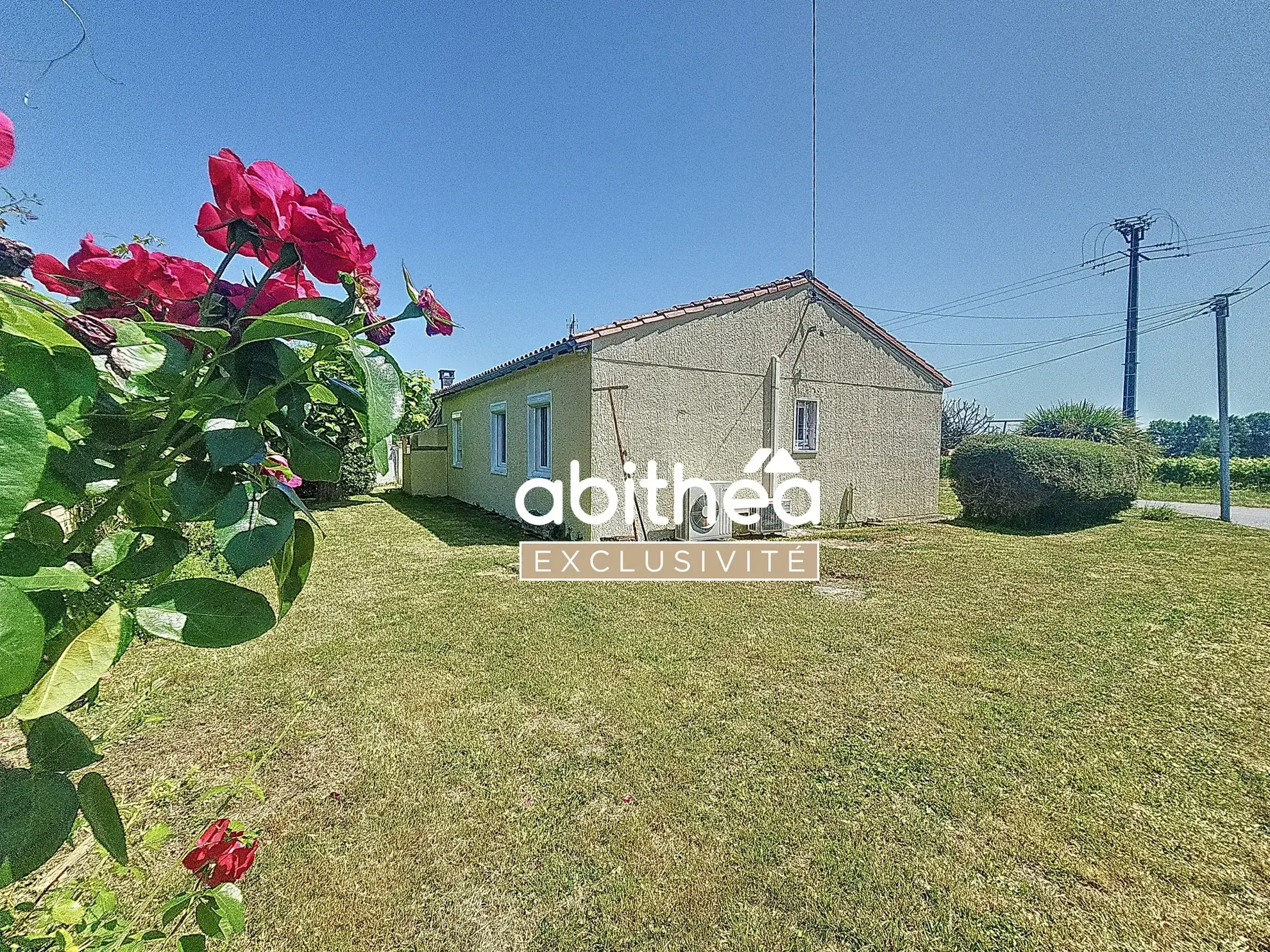 Maison de plain-pied à Chadenac – 77m², 3 chambres, garage, panneaux solaires