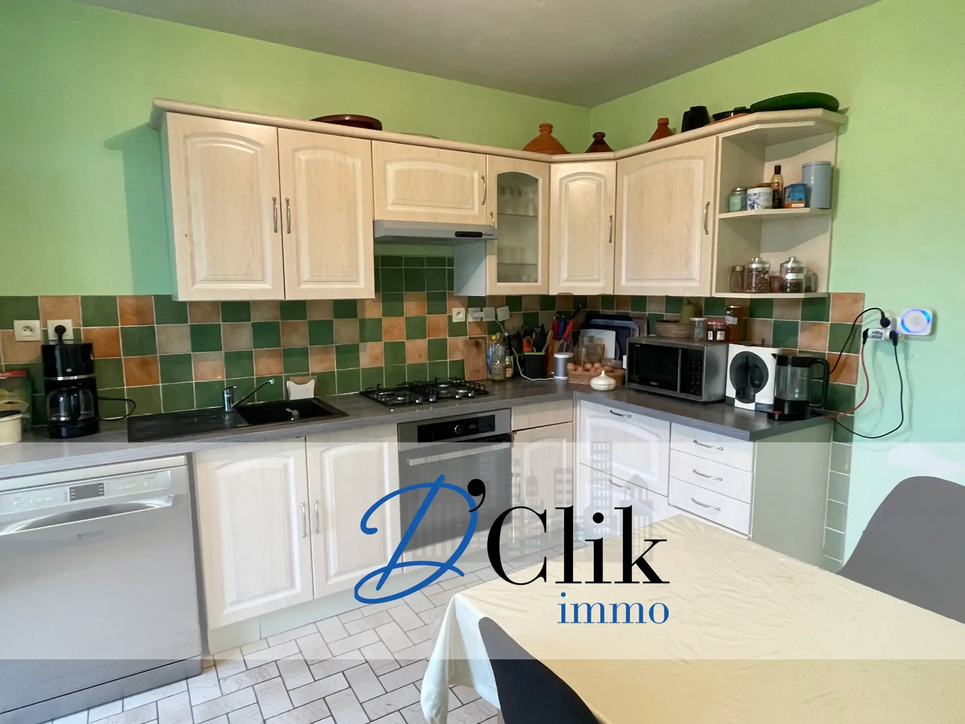 Belle maison familiale rénovée à Louvren en campagne avec grand terrain et double garage 