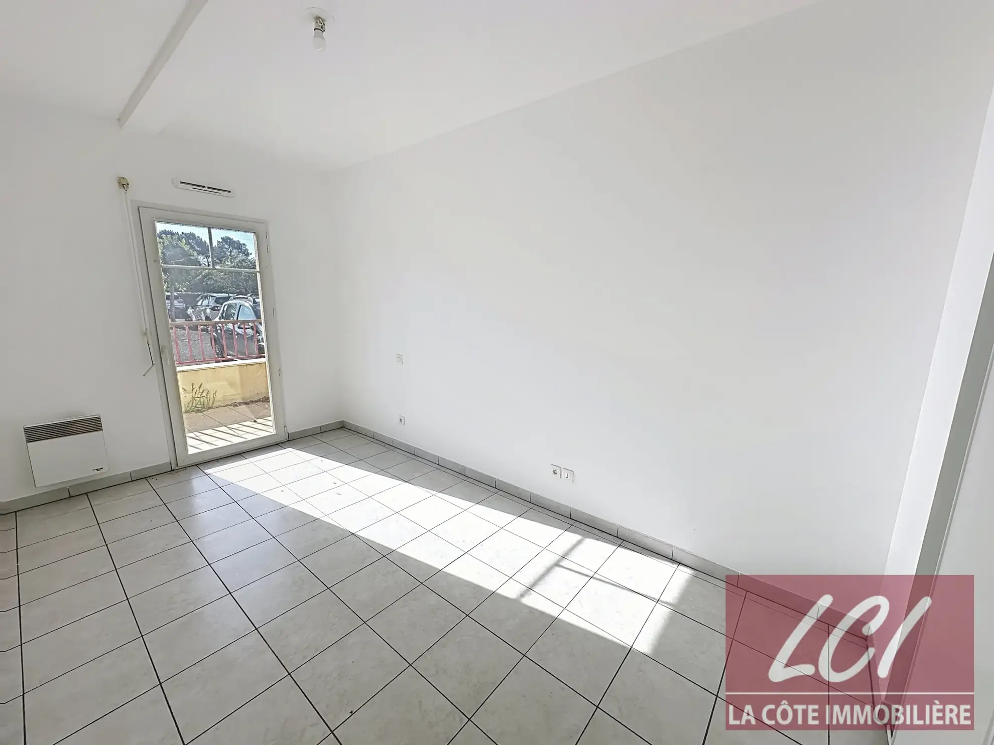 Bel appartement T2 avec terrasse à Gujan-Mestras - Ideal pour résidence ou investissement 