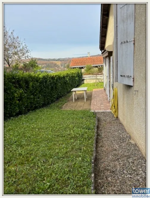 Maison familiale de 120 m² avec garage et jardin à Pont du Casse 