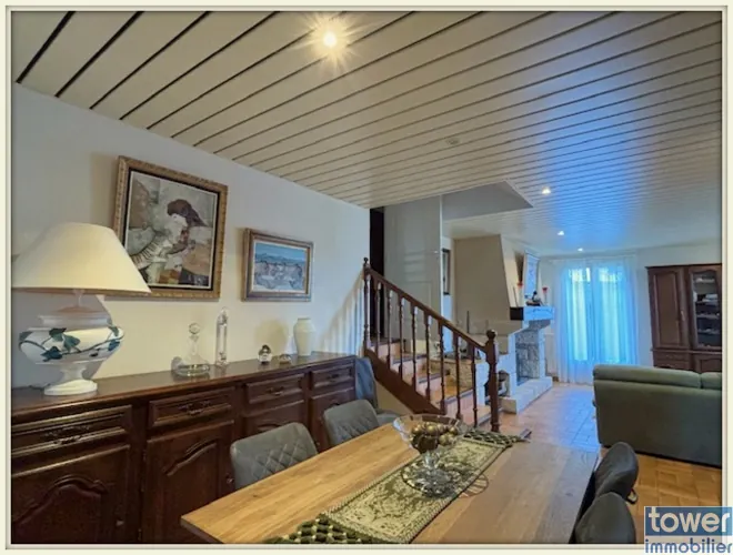 Maison familiale de 120 m² avec garage et jardin à Pont du Casse 