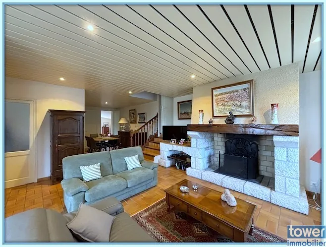 Maison familiale de 120 m² avec garage et jardin à Pont du Casse 