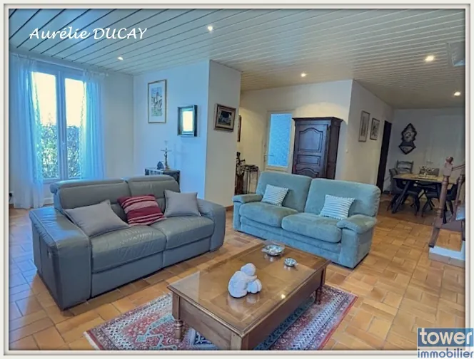 Maison familiale de 120 m² avec garage et jardin à Pont du Casse