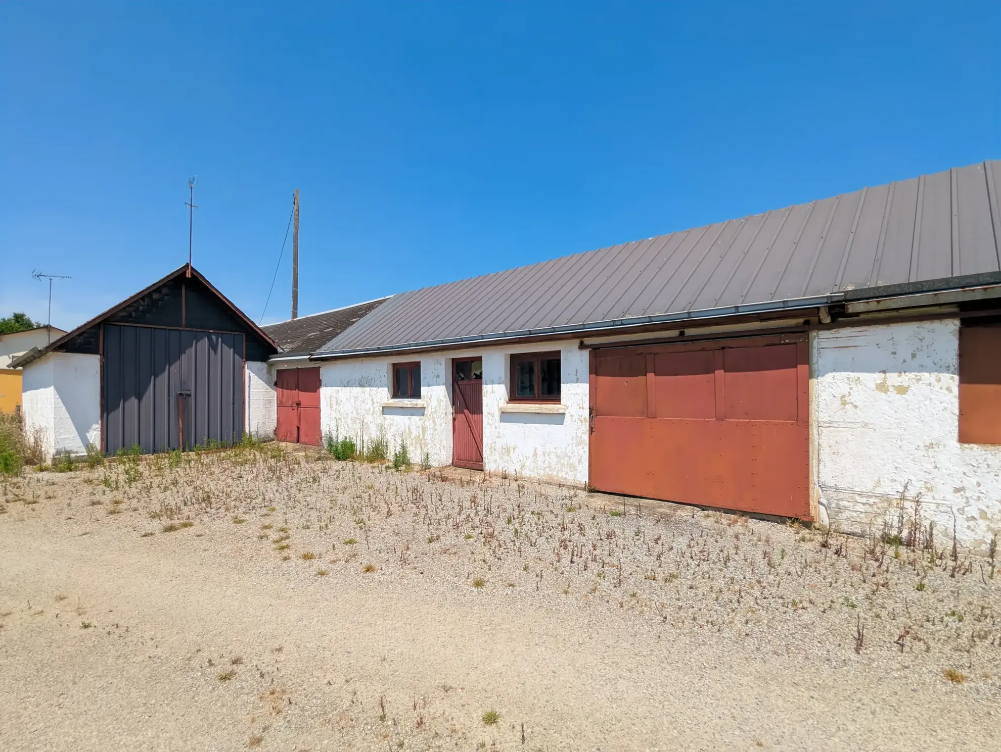 Grande maison de campagne à Port Brillet avec terrain et dépendances - Vue 360° 