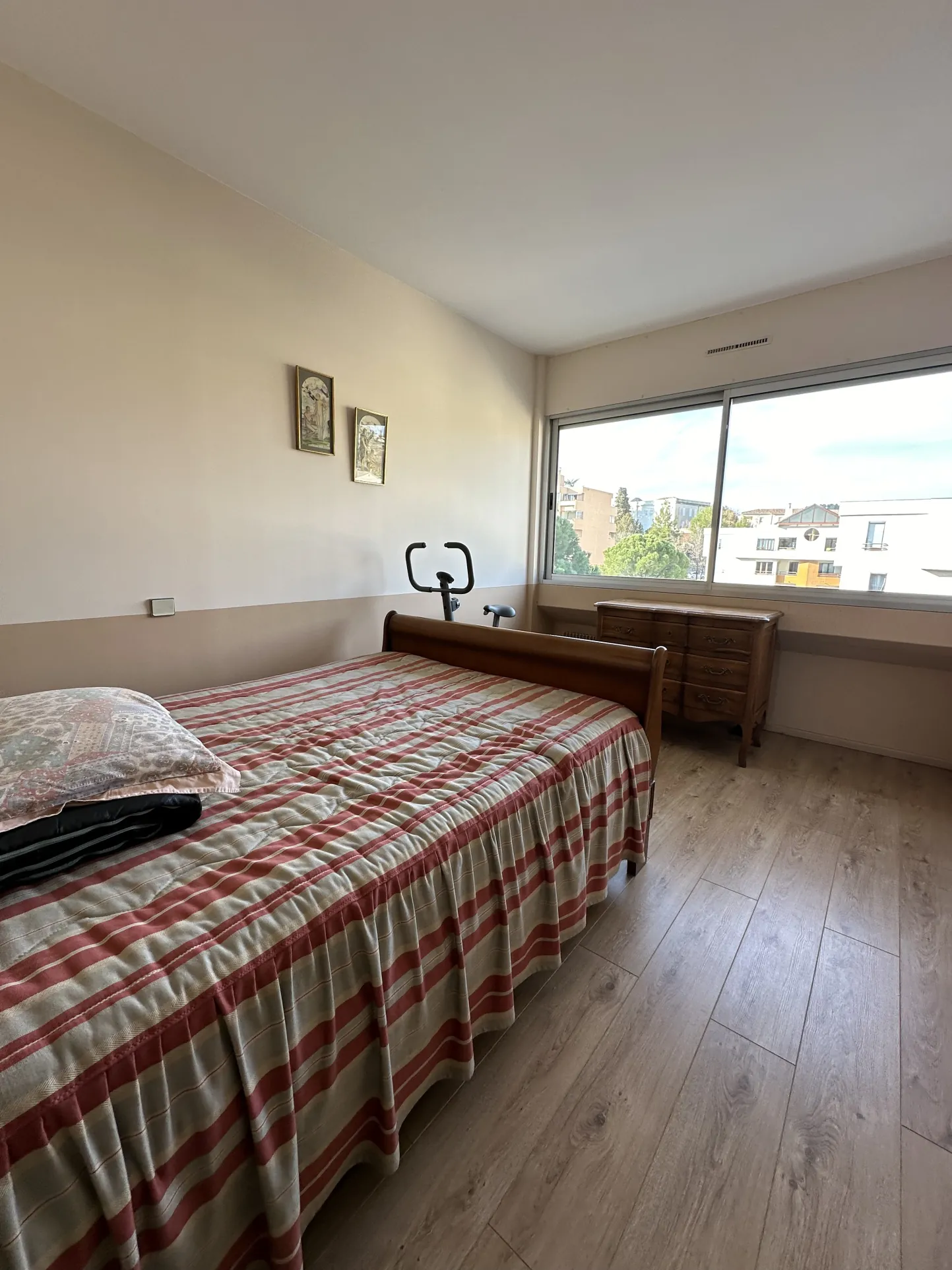 Bel appartement de 115m² avec terrasse à Alès en centre-ville 