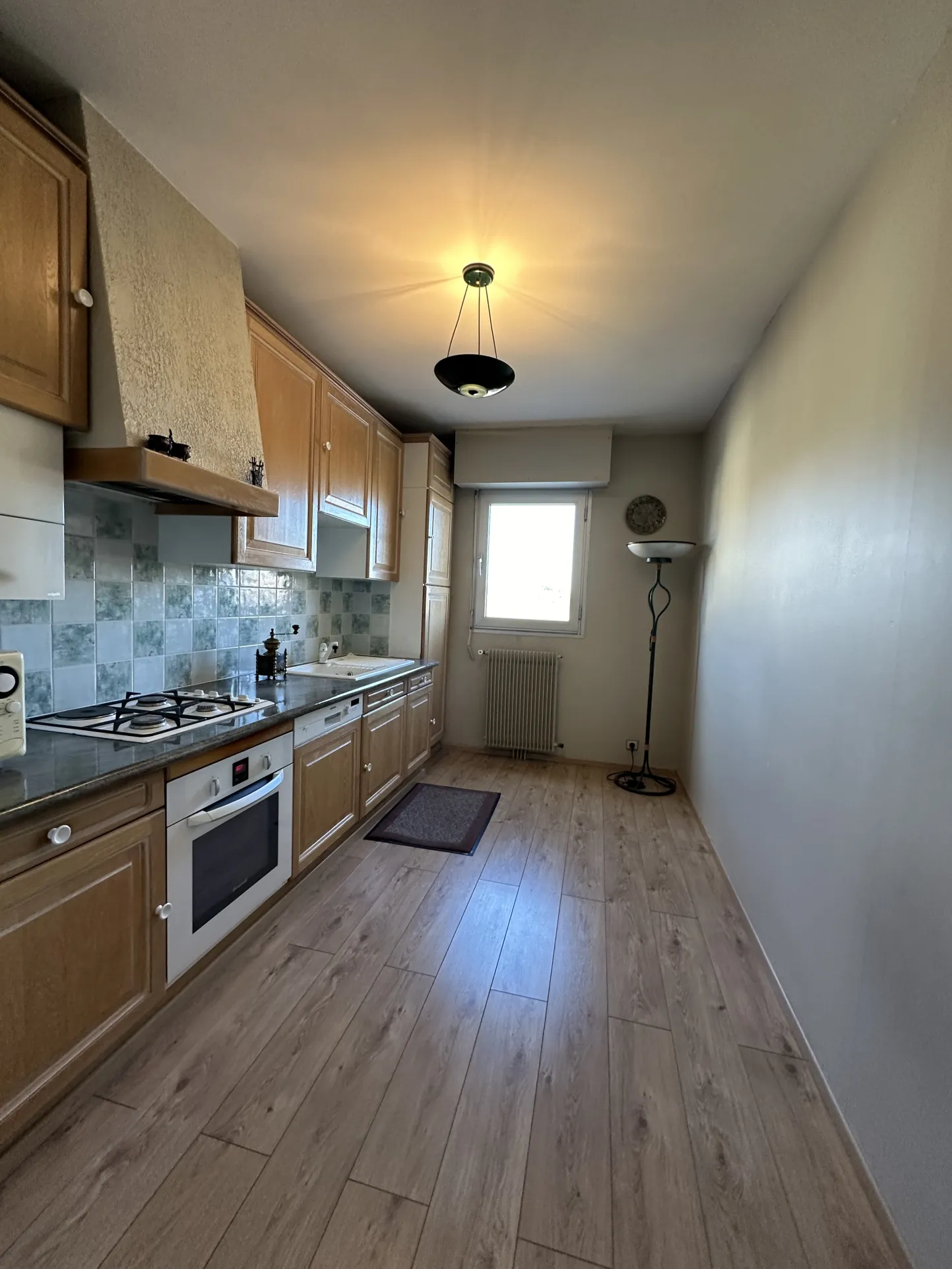 Bel appartement de 115m² avec terrasse à Alès en centre-ville 