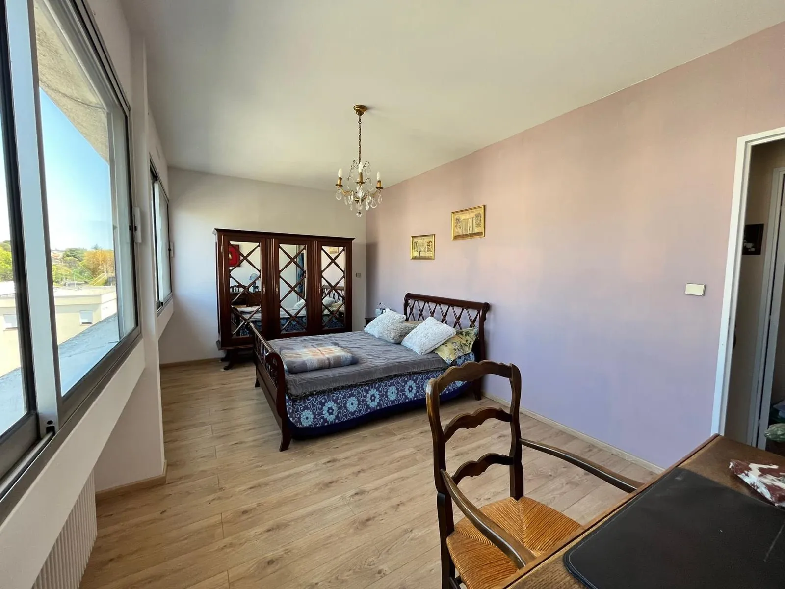 Bel appartement de 115m² avec terrasse à Alès en centre-ville 