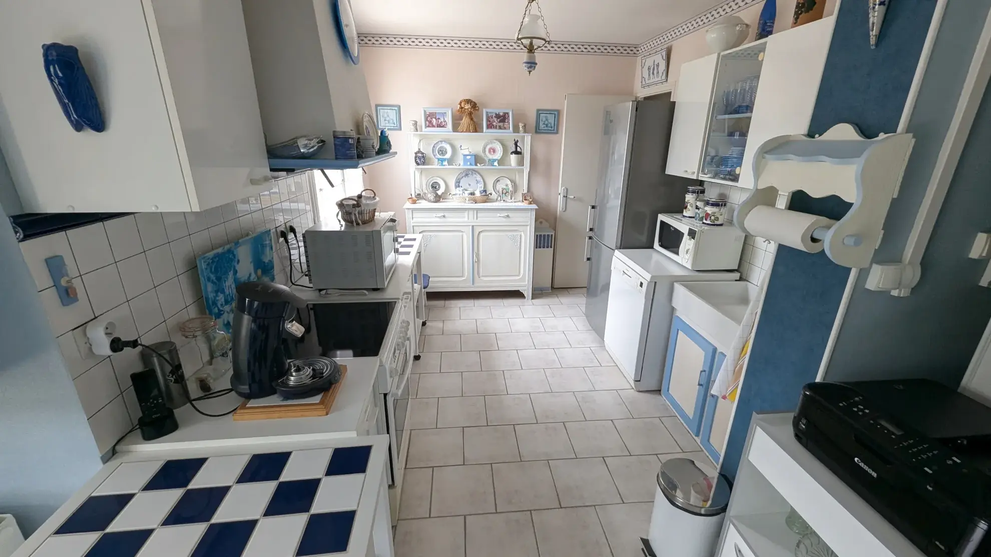 Maison de plain-pied à vendre à Sansais avec dépendances et terrain clos 