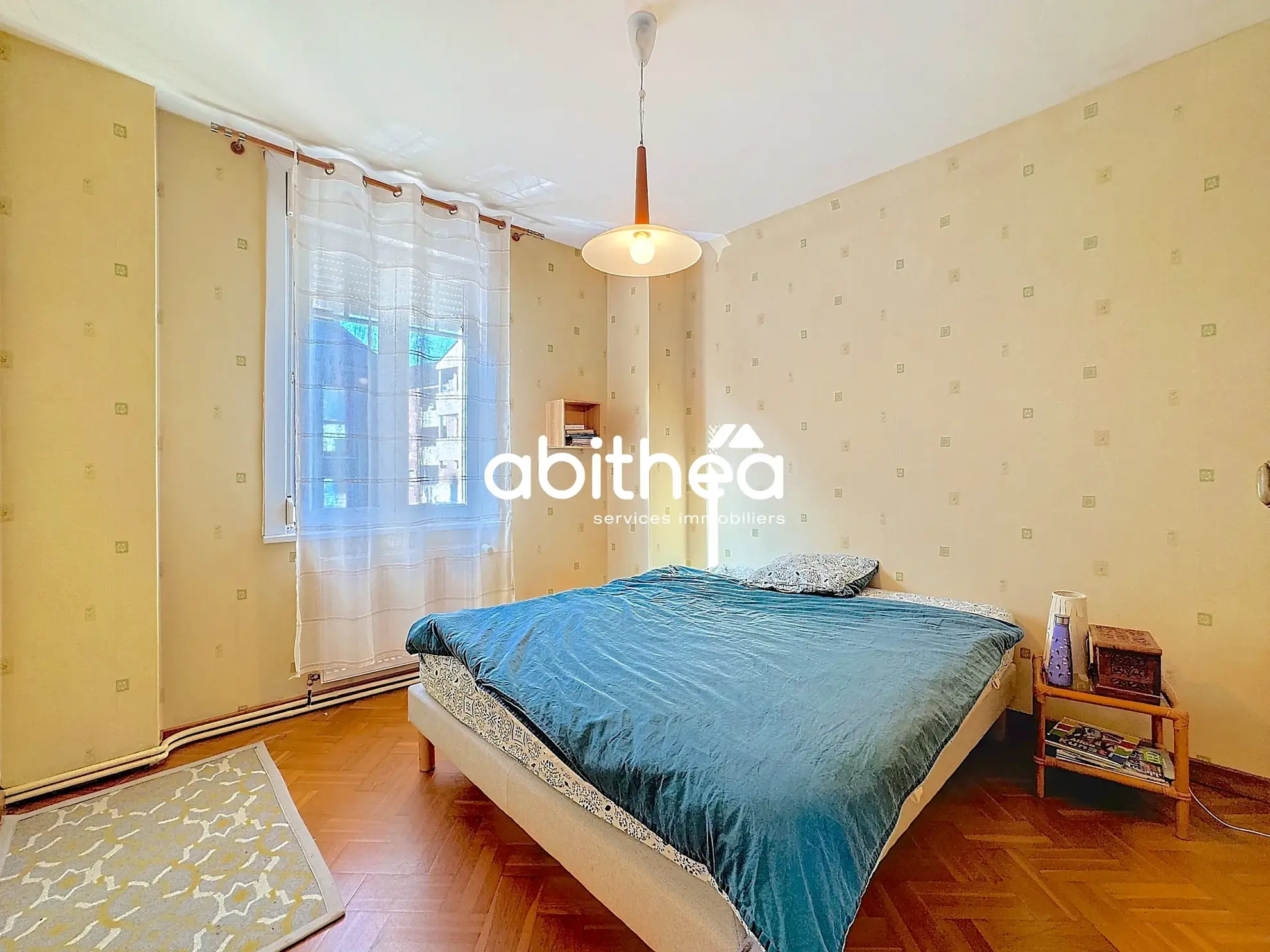 Maison de ville à Arras avec 4 chambres, cour en Sud et emplacement privilégié 