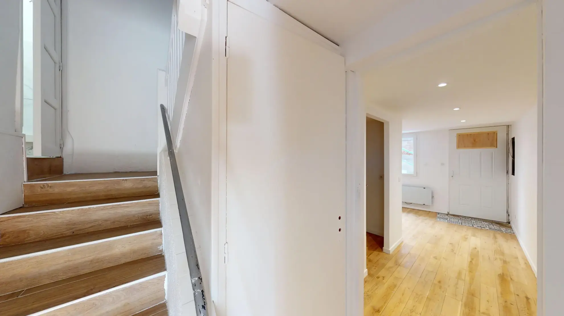 Belle maison de village rénovée avec toit-terrasse à Miremont – 144 m² 