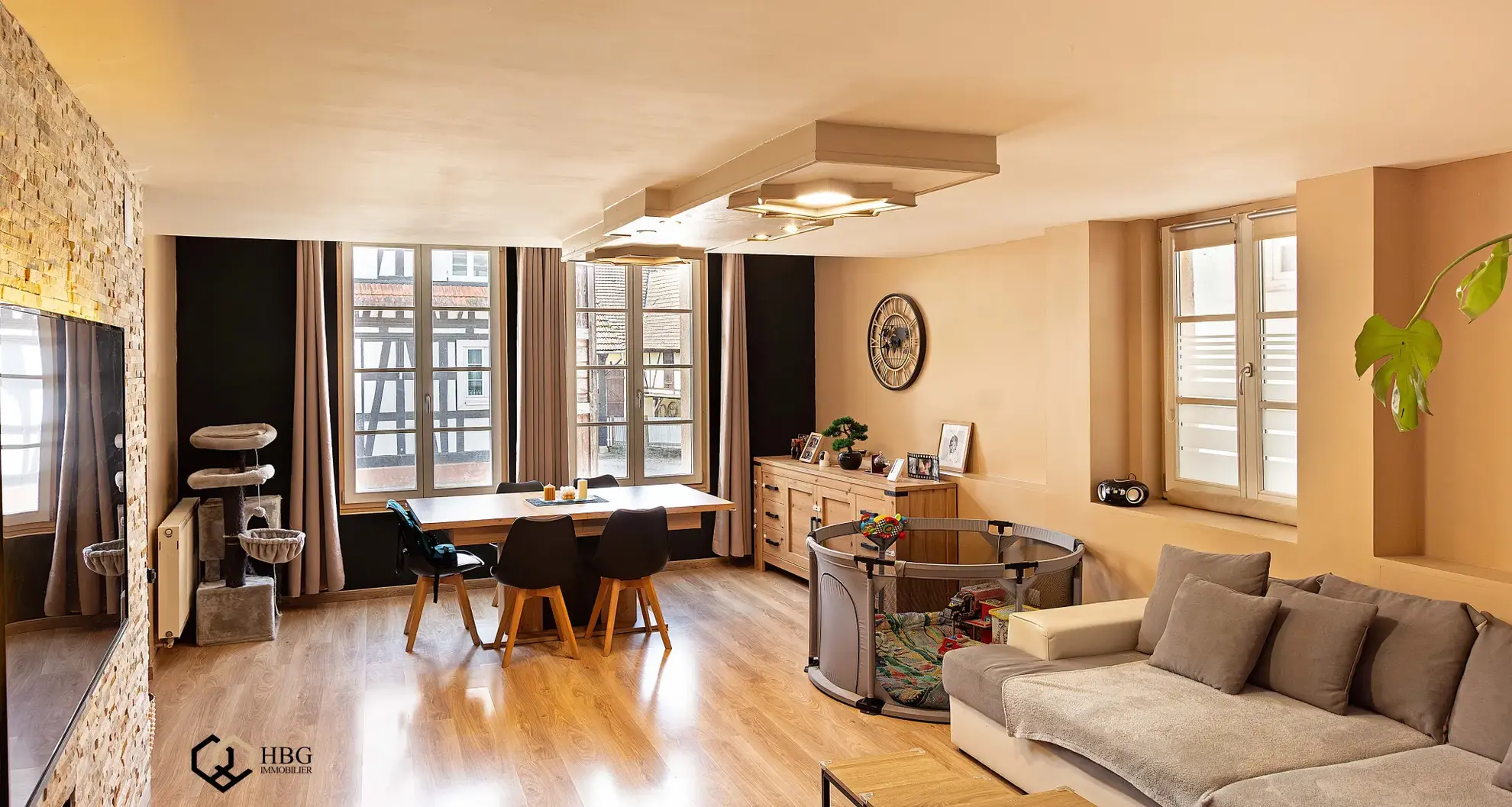 Appartement triplex spacieux de 139,43 m2 à Betschdorf en centre-ville