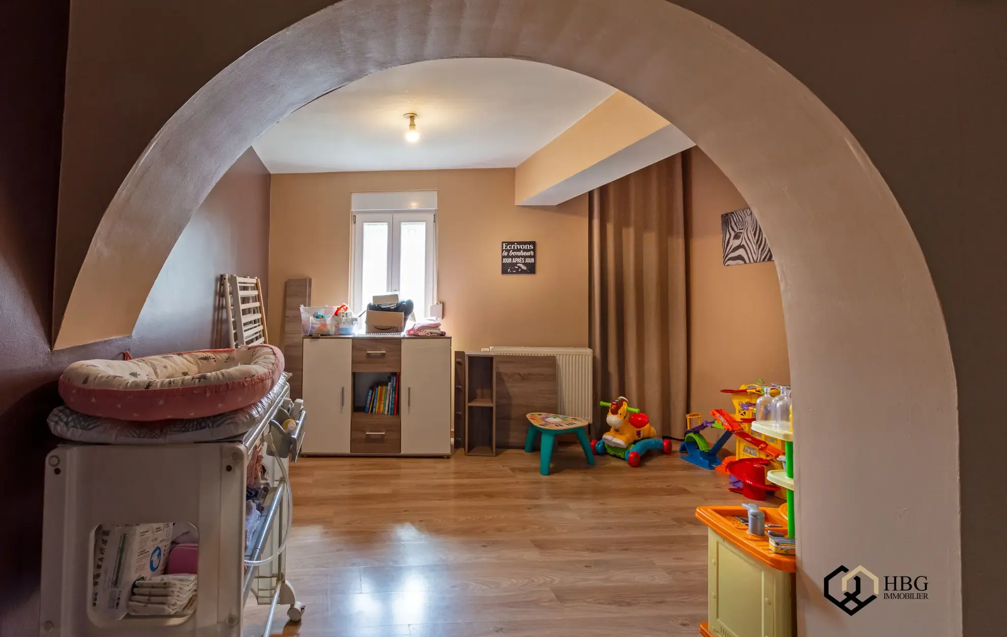 Appartement triplex spacieux de 139,43 m2 à Betschdorf en centre-ville 