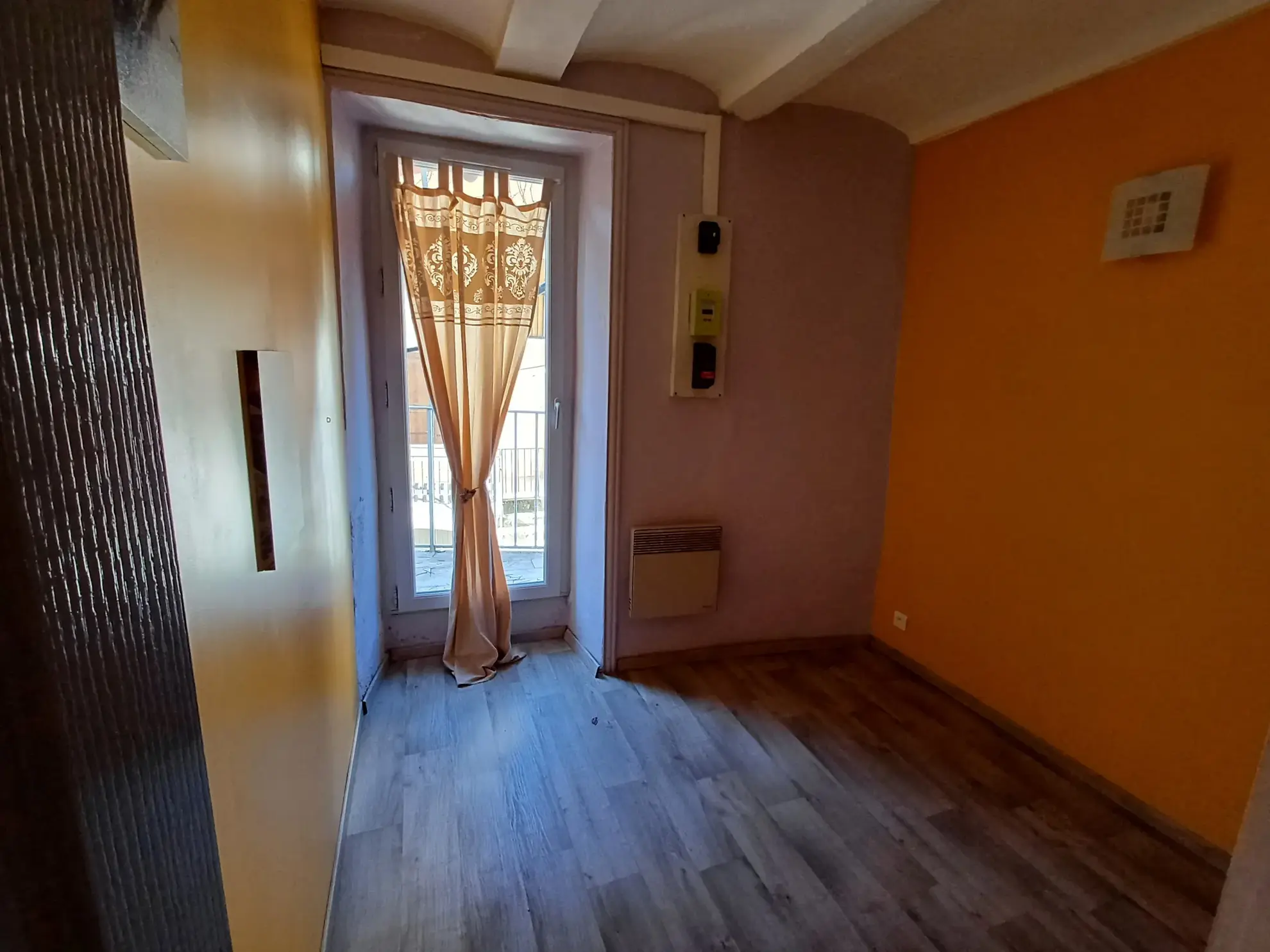 Maison de village rénovée avec terrasse à Voguë en Ardèche 