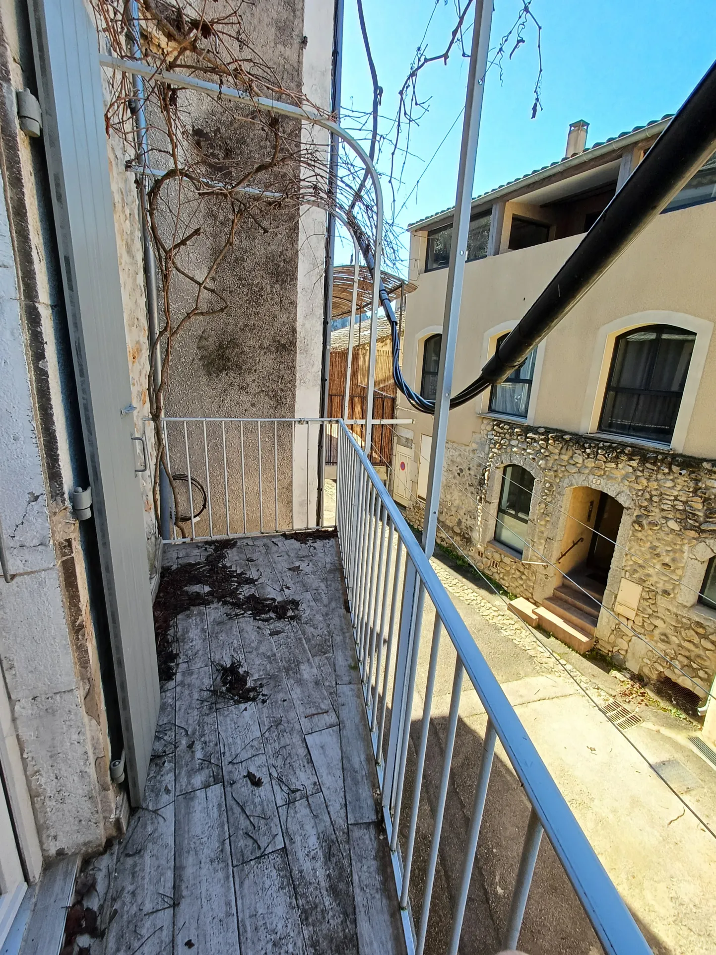 Maison de village rénovée avec terrasse à Voguë en Ardèche 
