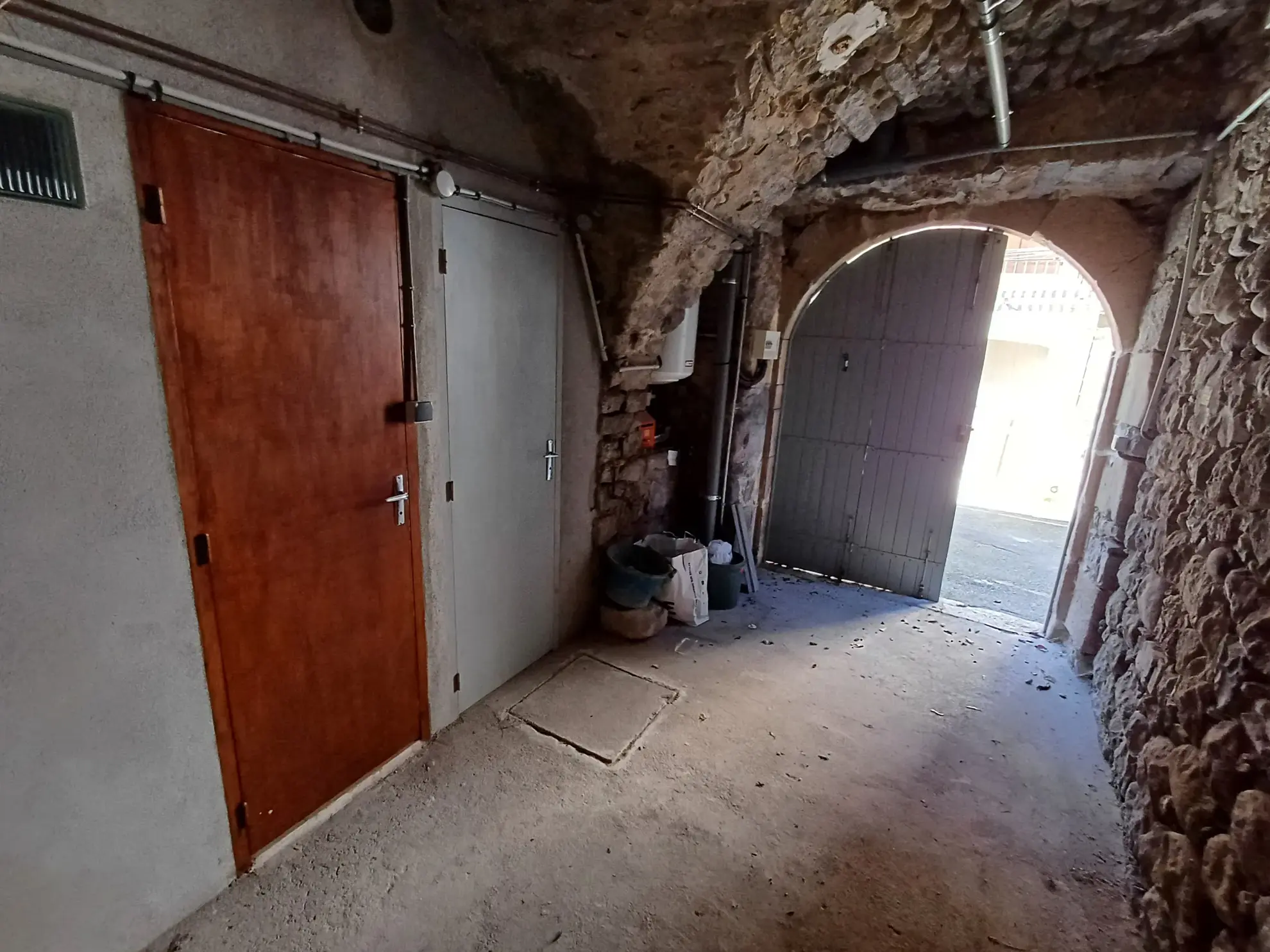 Maison de village rénovée avec terrasse à Voguë en Ardèche 